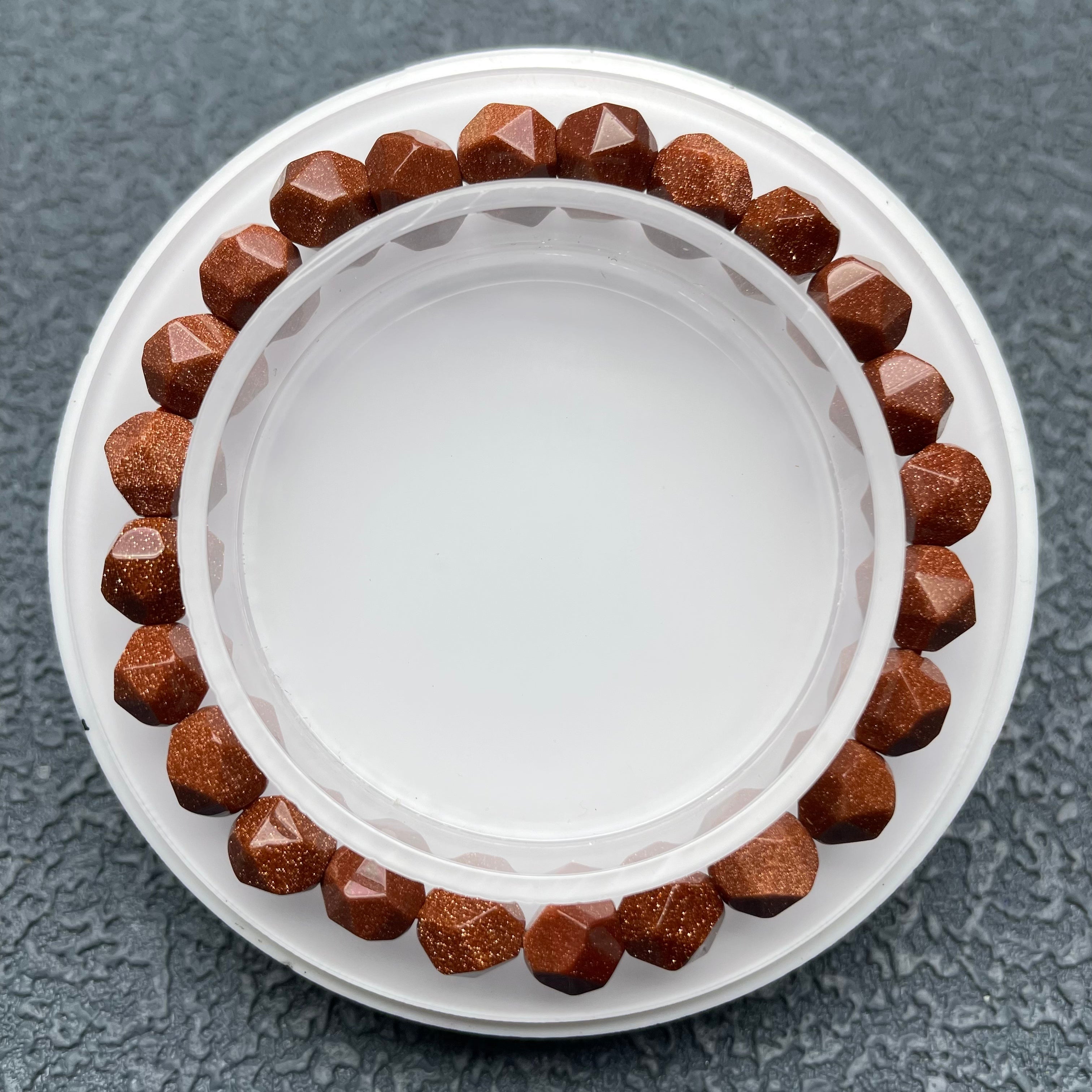 Gold sandstone faceted bracelet