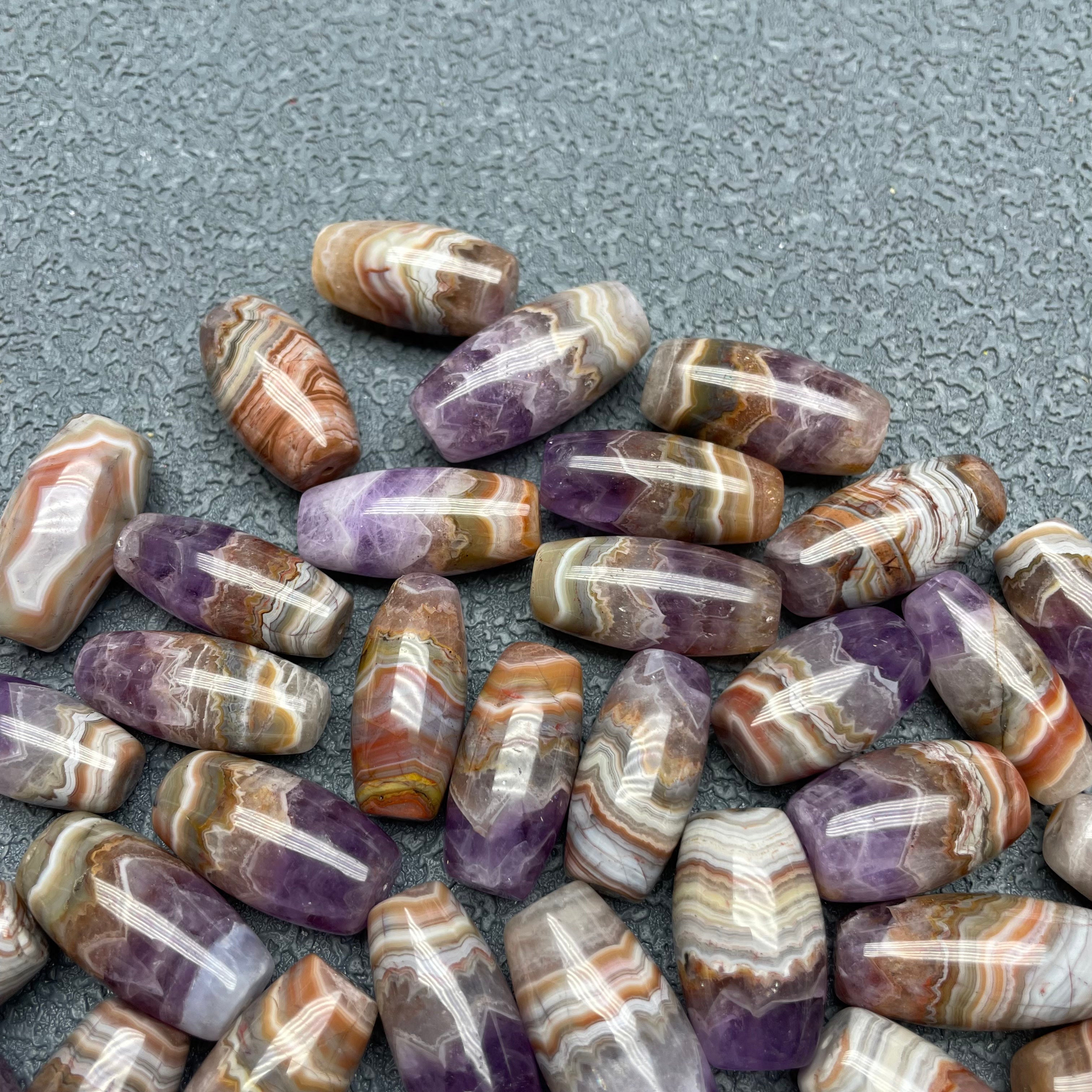 Dunhuang Agate Lulu tong Charm