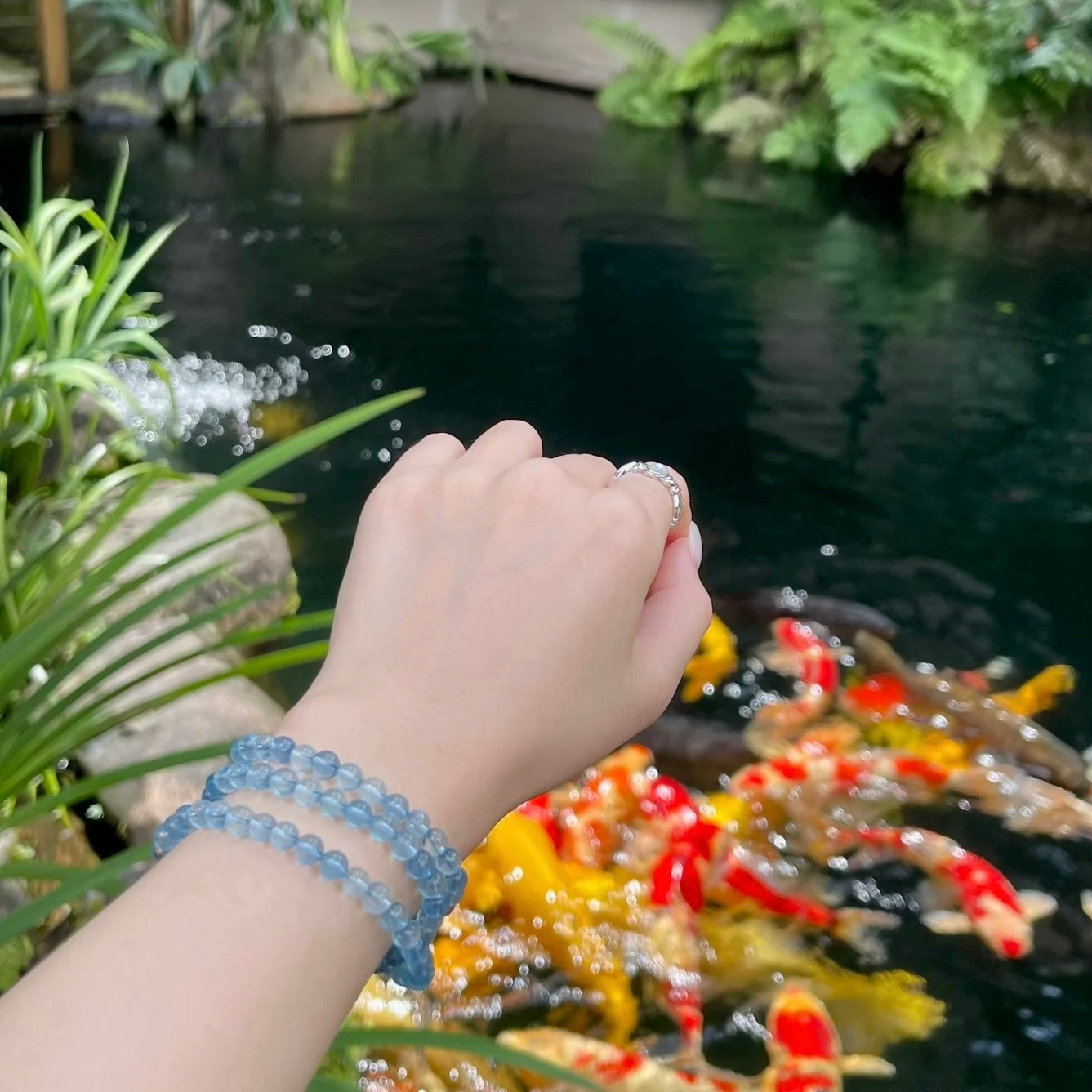 Natural Aquamarine Triple-Strand Bracelet, 6mm Minimalist Style, Clear Sea-Blue Color, Elegant & Versatile, Brightening & Whitening Effect, High-Frequency Energy Crystal Bracelet