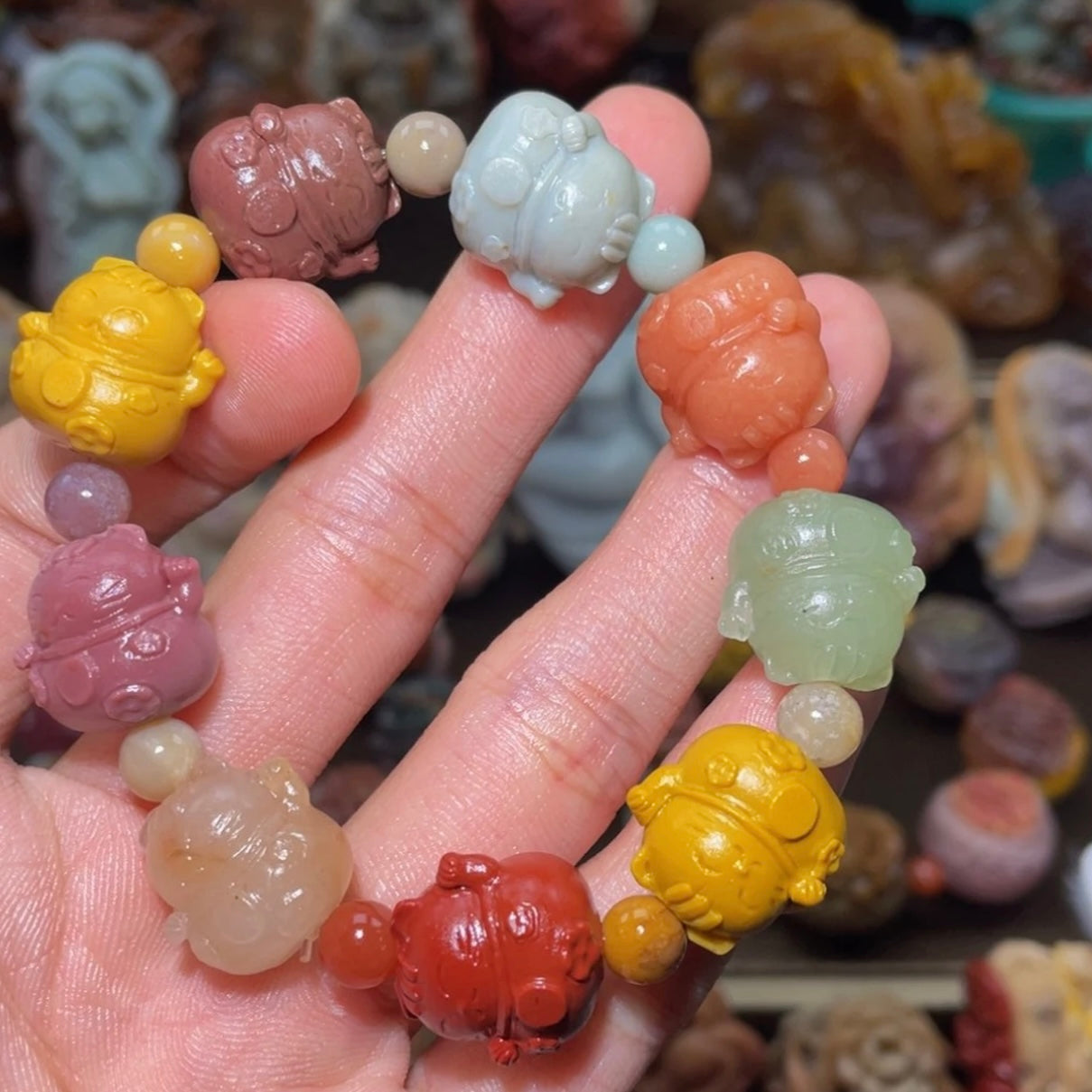 Colorfui a la shan agate carved bracelets