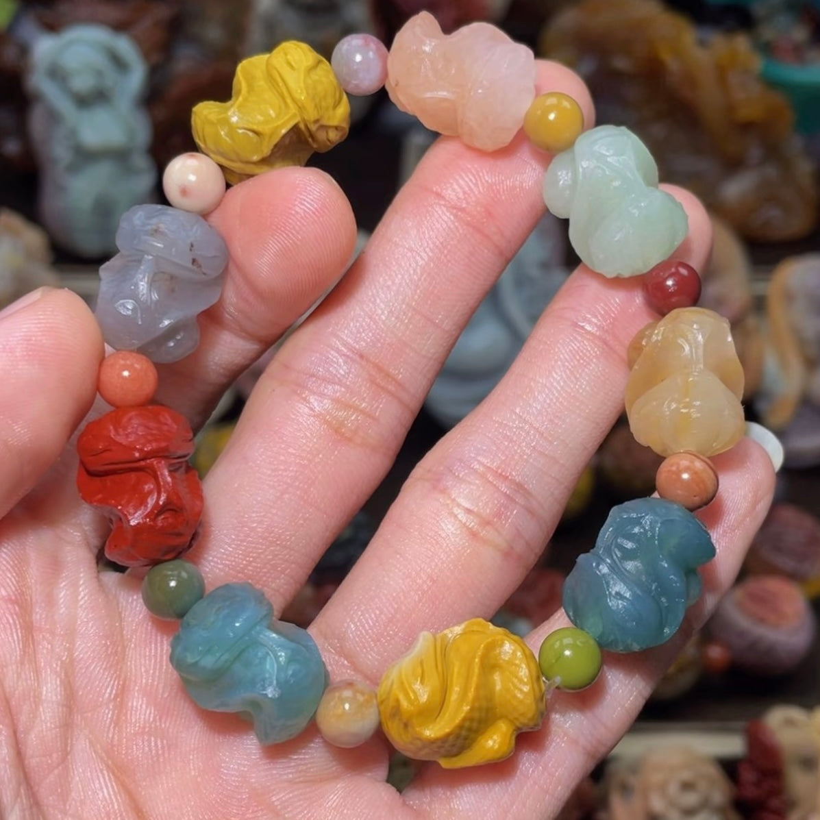 Colorfui a la shan agate carved bracelets