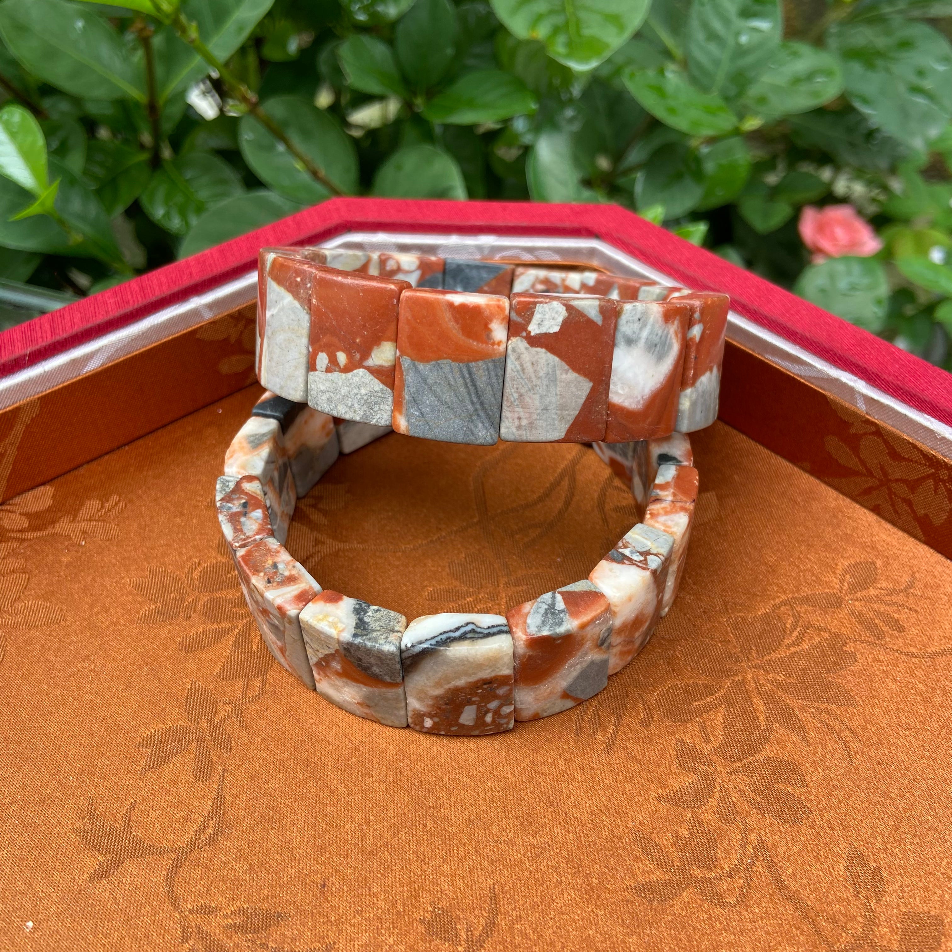 Natural Agate Bangle Bracelet - Handcrafted Gemstone Jewelry with Unique Banded Patterns
