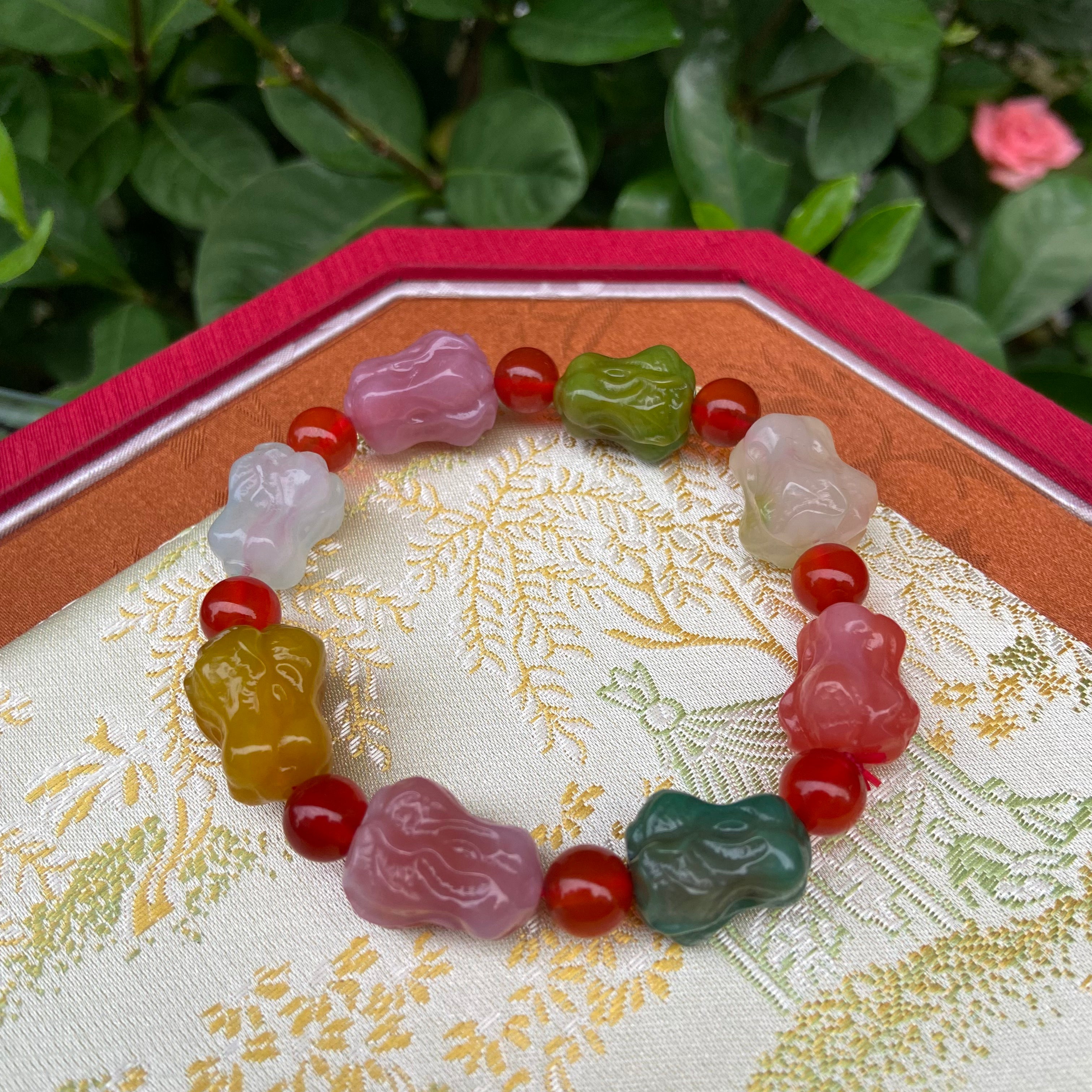 Natural Yanyuan Agate Bracelet - Hand-Carved Cabbage Gemstone Beads for Luck & Daily Wear