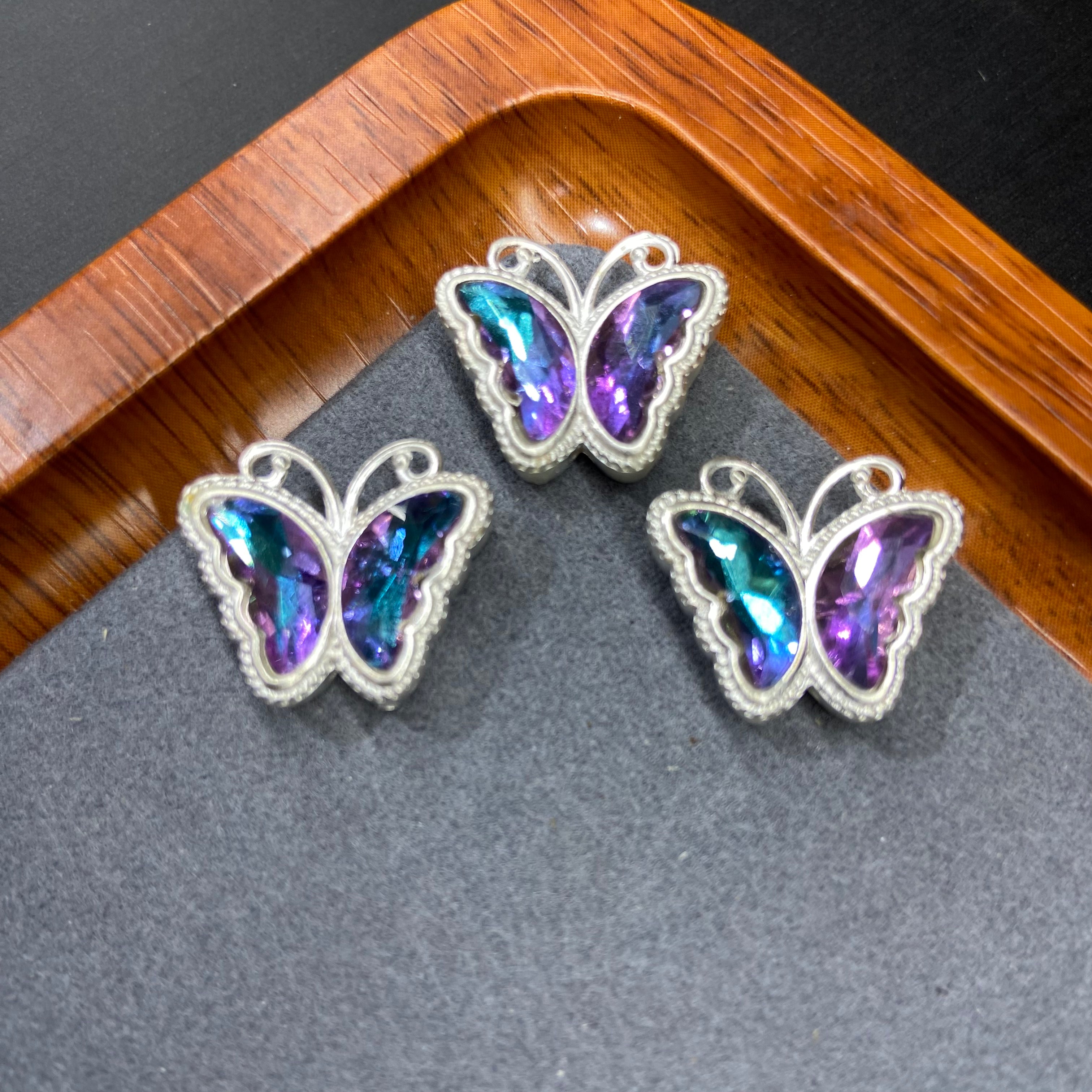 Cute Butterfly Shaped Accessories (10pcs) - Ideal for Jewelry Making, Scrapbooking & Craft Enthusiasts