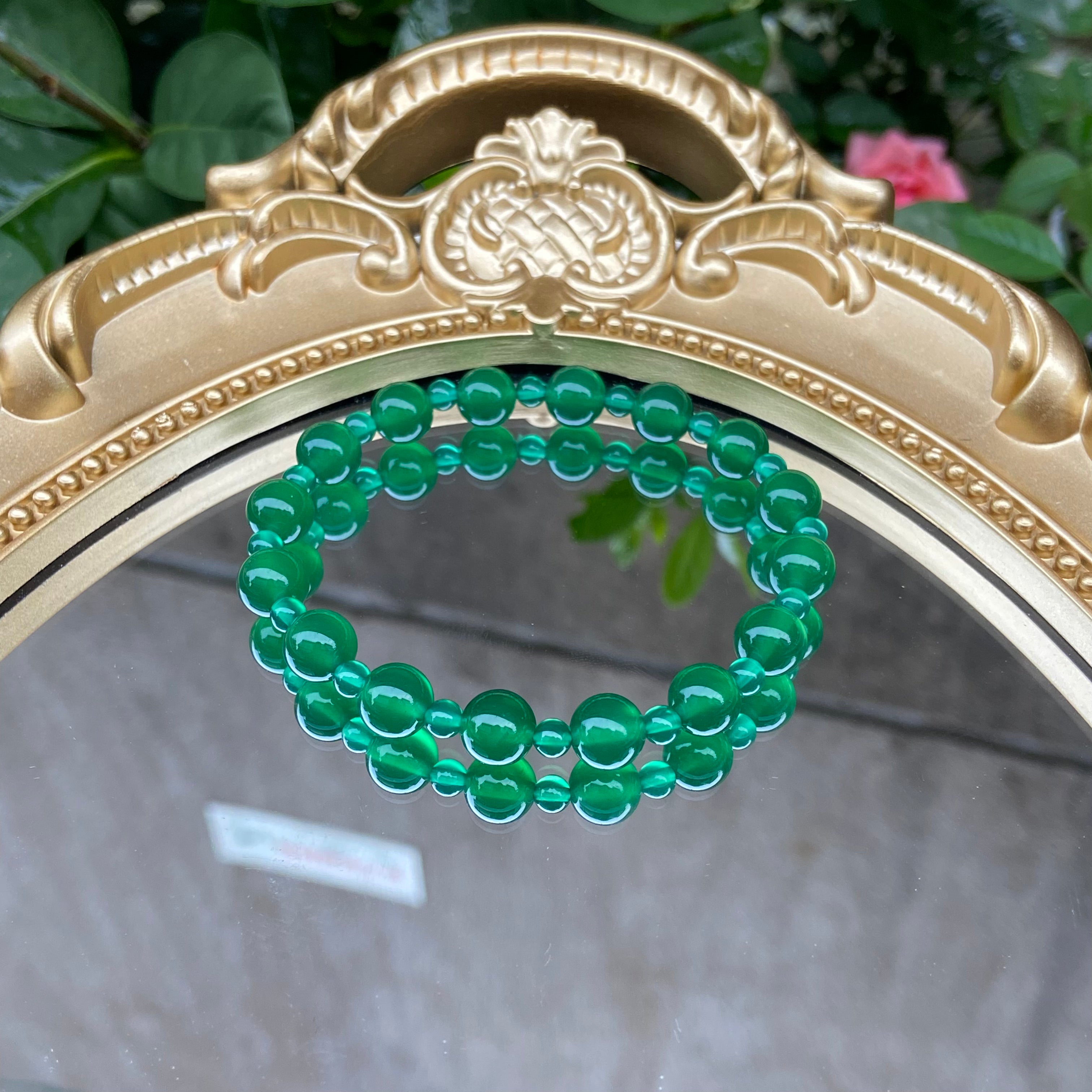 Handmade Green Agate Bracelet with Mixed-Size Beads - Original Artisan Design for Fresh Daily Style