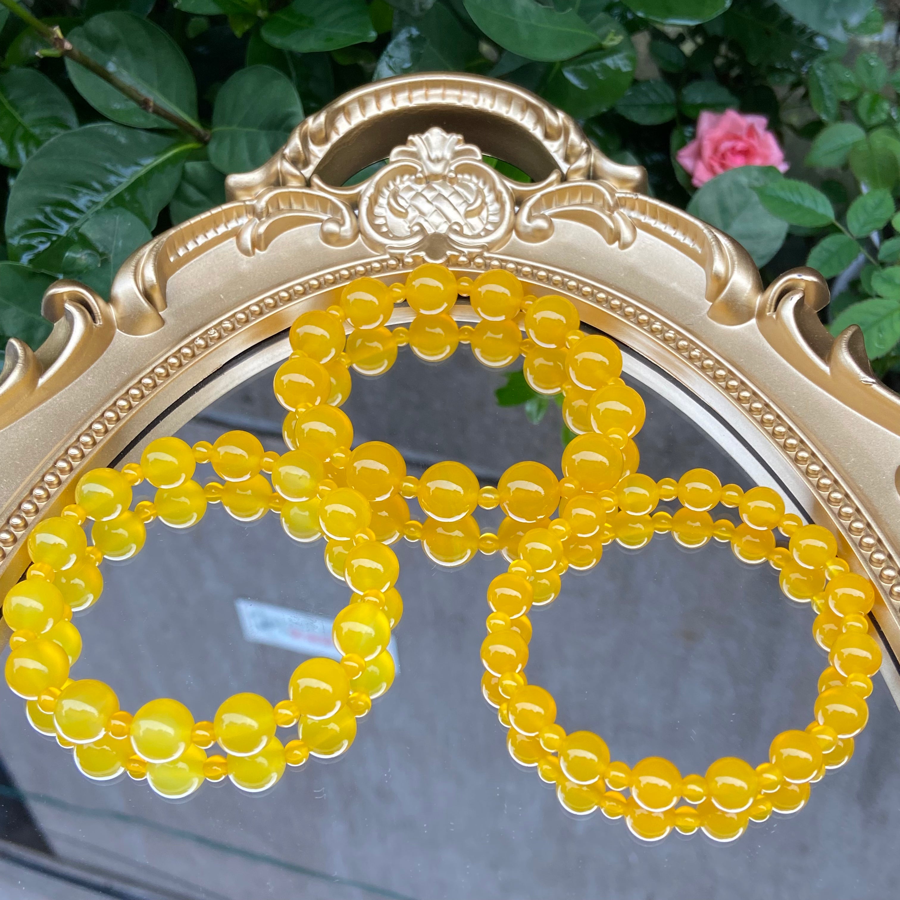 Artisan-Made Yellow Agate Bracelet (Mixed Bead Sizes) - Unique Handcrafted Piece for Cheerful Elegance