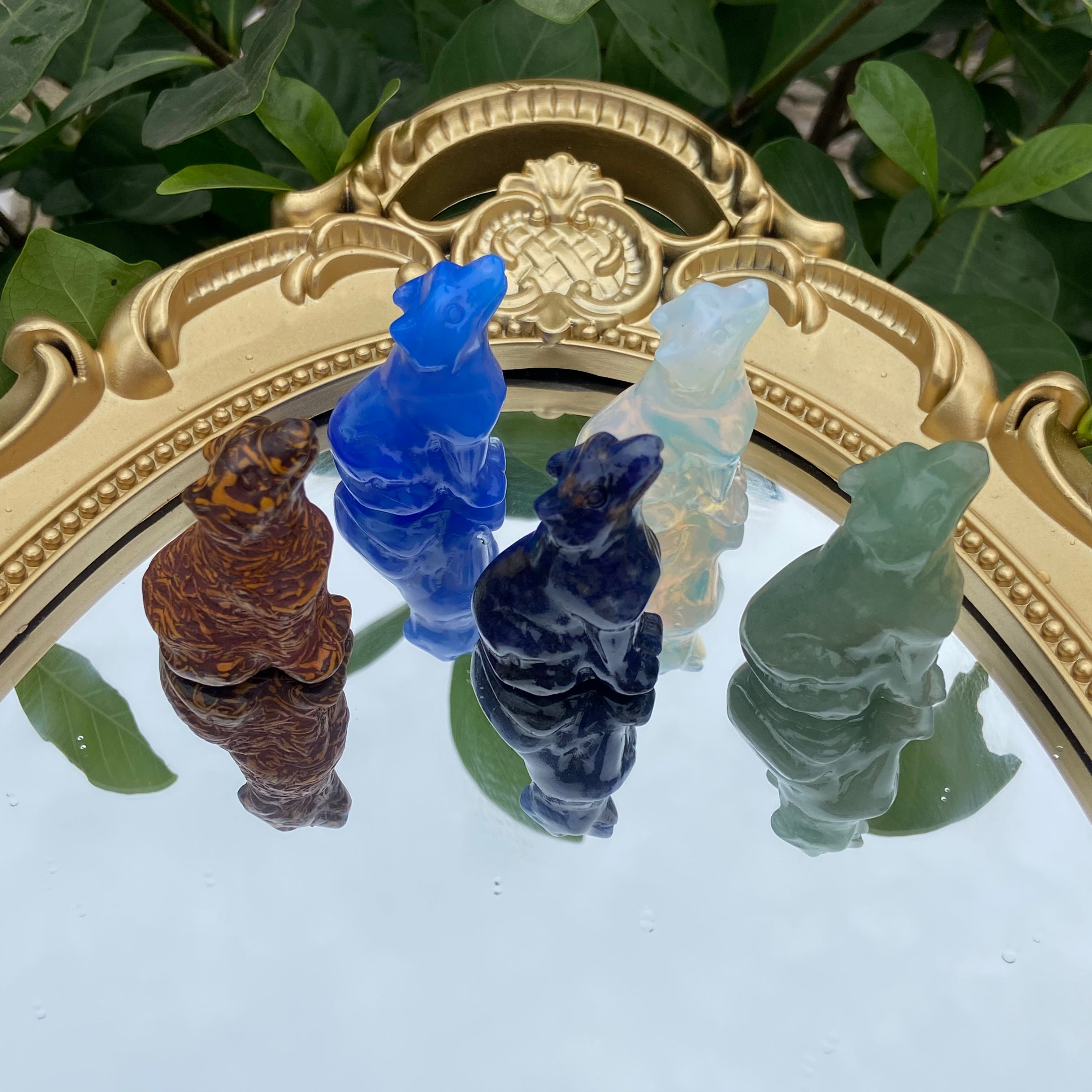 Natural Crystal Wolf Figurine - 3cm Mini Carved Wolf Statue, Handcrafted Crystal Animal Decoration