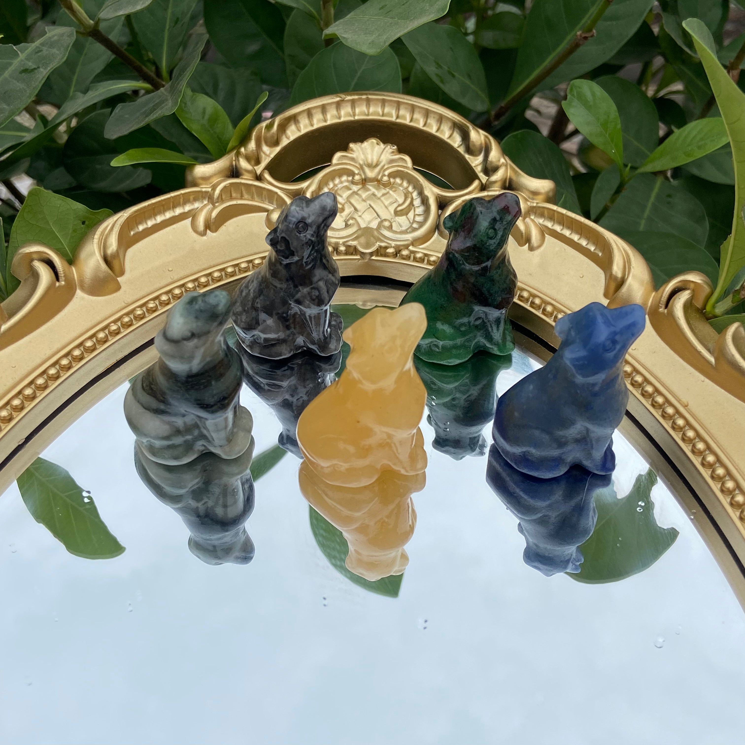 Natural Crystal Wolf Figurine - 3cm Mini Carved Wolf Statue, Handcrafted Crystal Animal Decoration