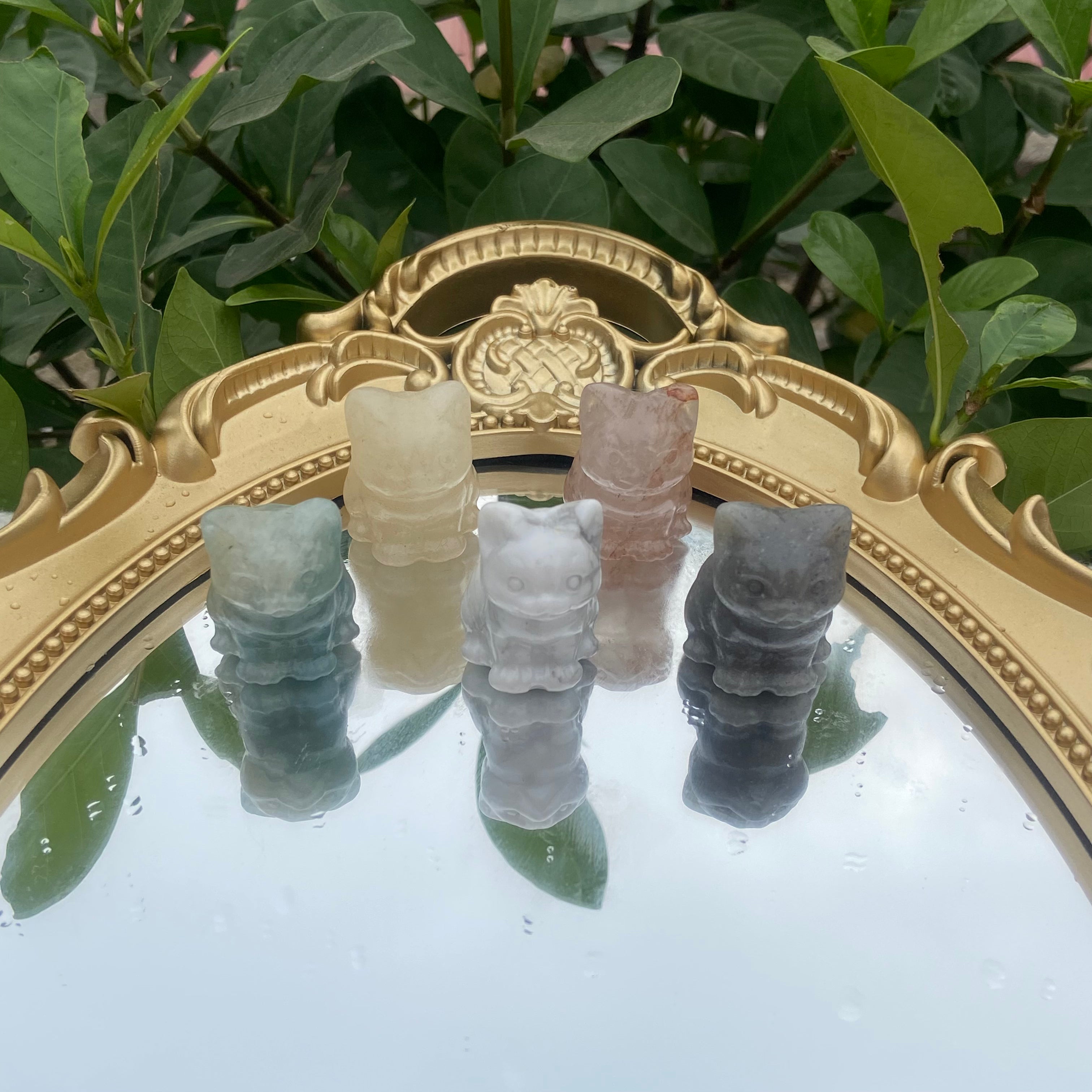 3cm Tiny Cat Sculpture, Genuine Crystal Carving, Cute Kitty Figurine for Home Desk Decor