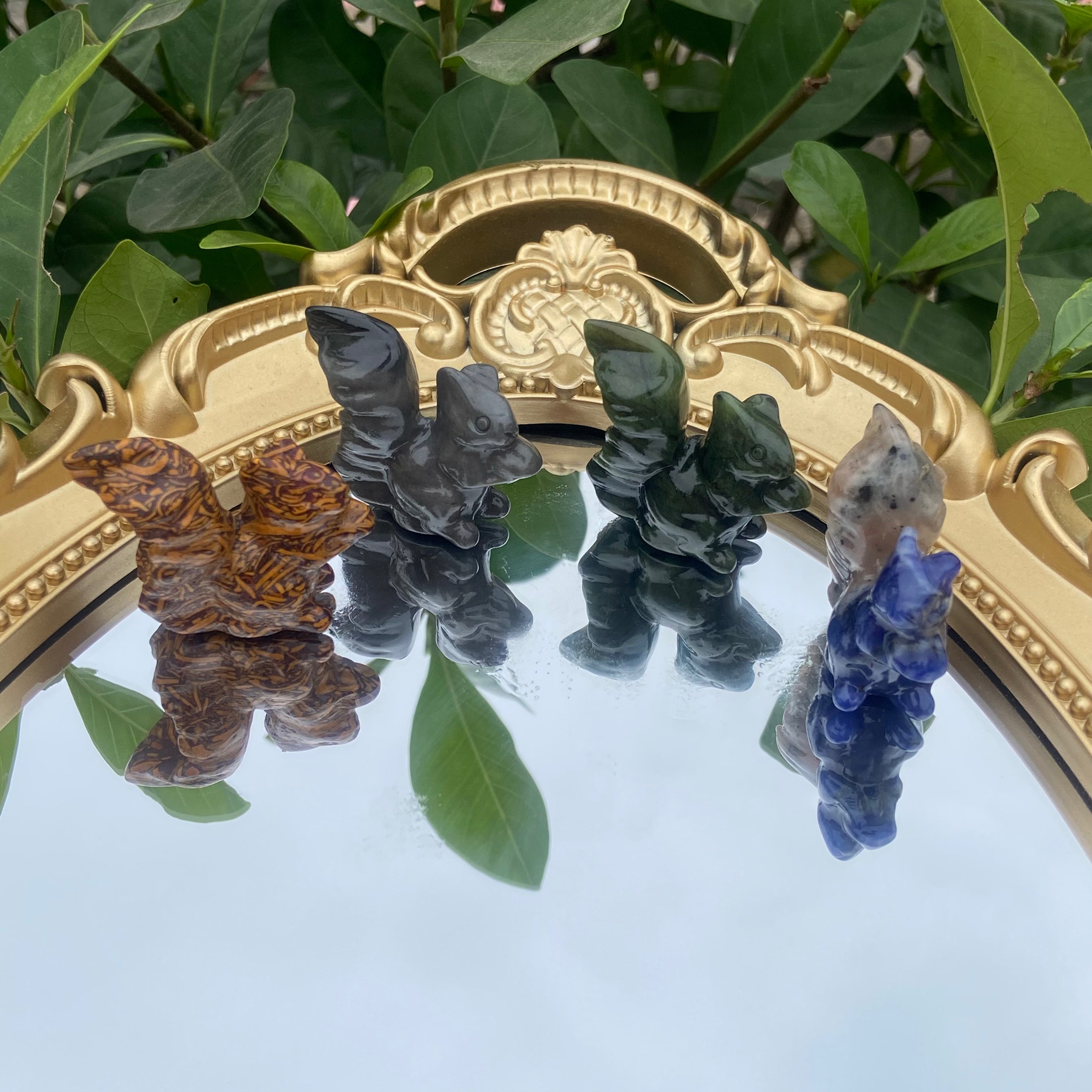 Natural Crystal Squirrel Figurine - 3cm Mini Carved Squirrel Statue, Handcrafted Crystal Animal Decoration