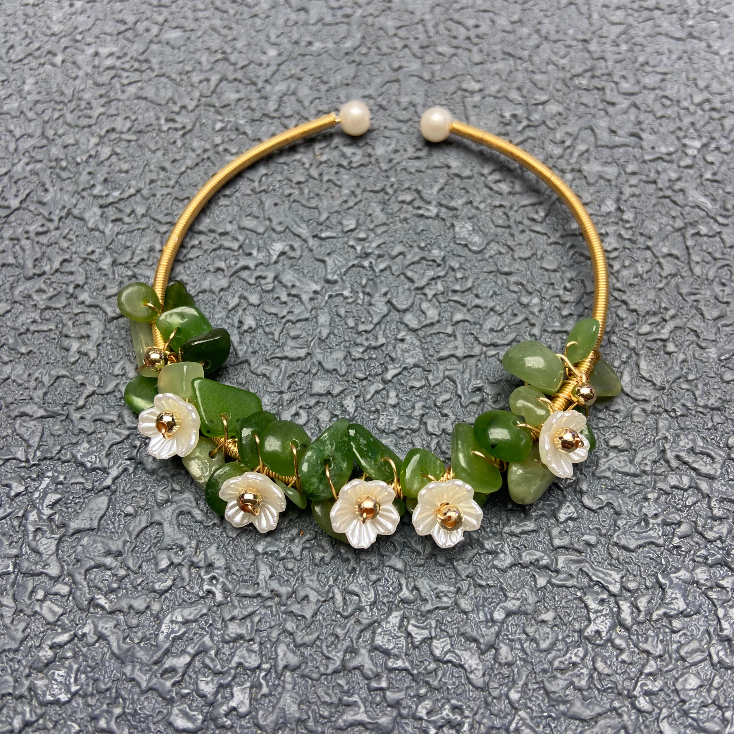 Crystal chips bracelet