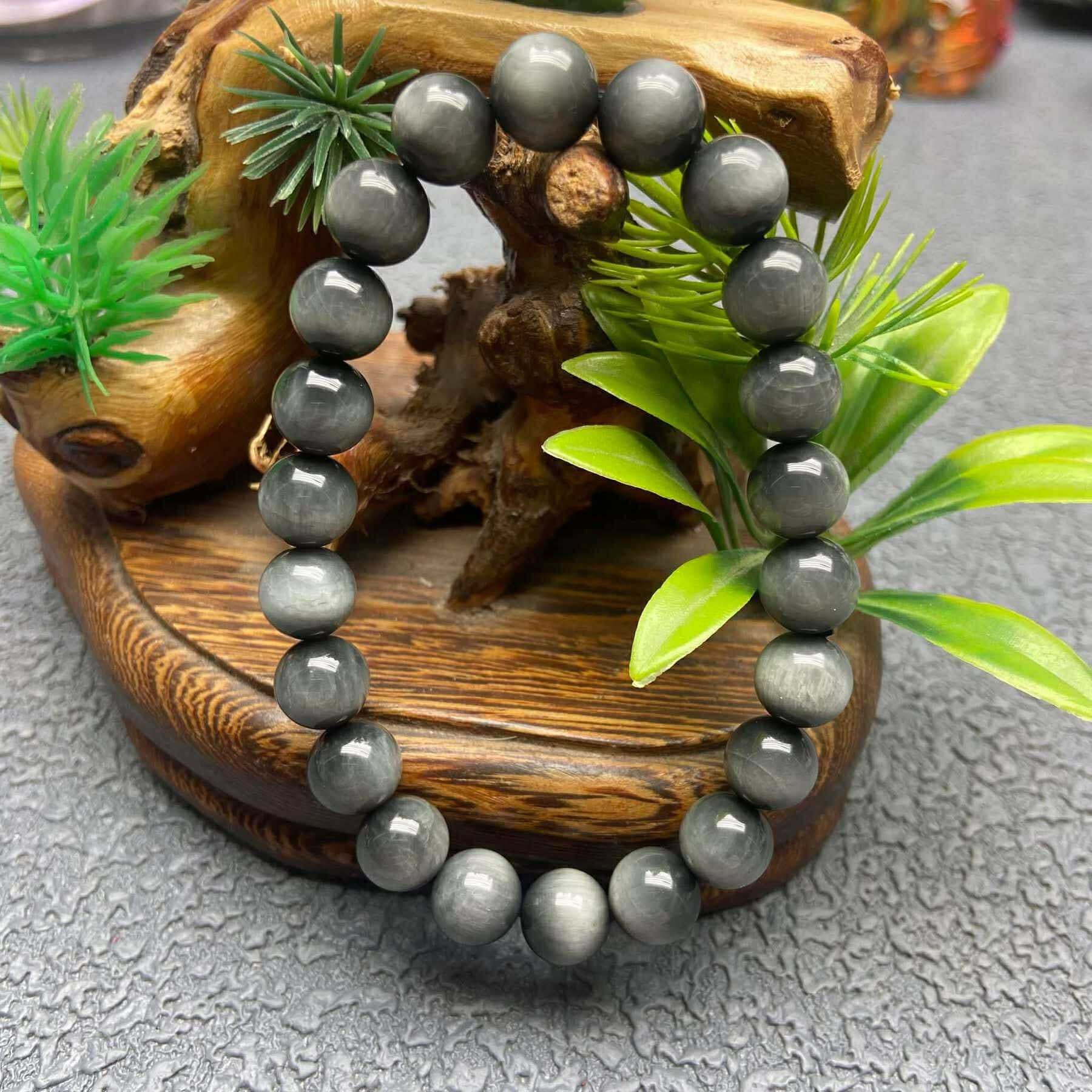 hawk's eye bracelet