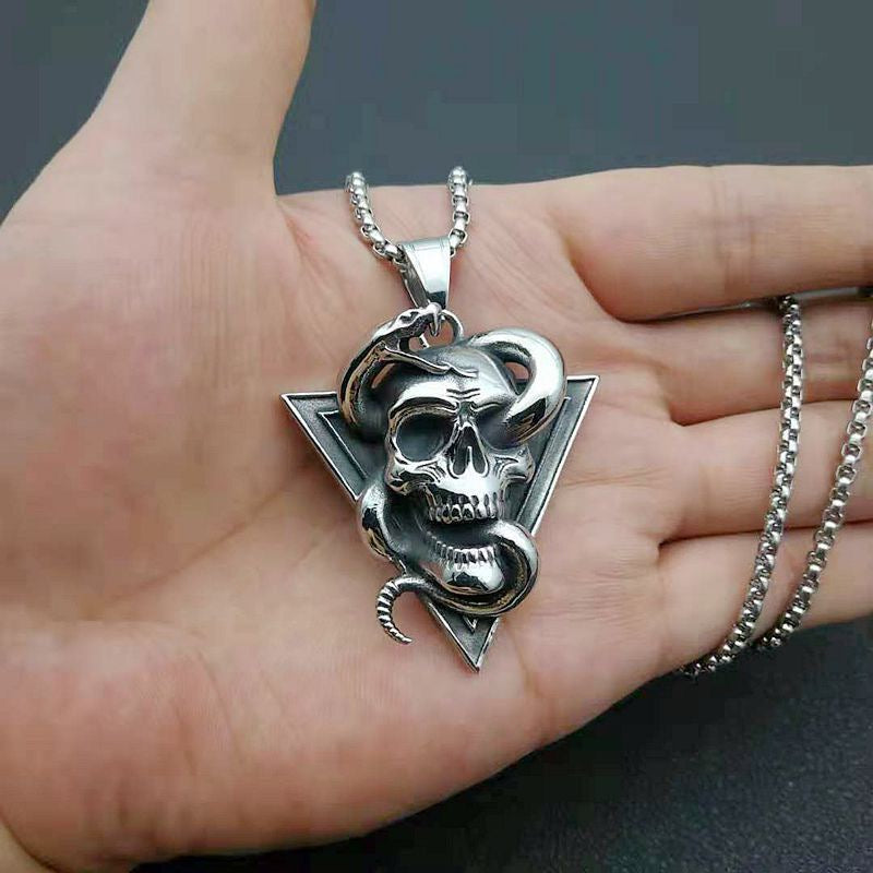 New Vintage Skull and Snake Pendant Necklace – A Bold Declaration of Hardcore Punk Style