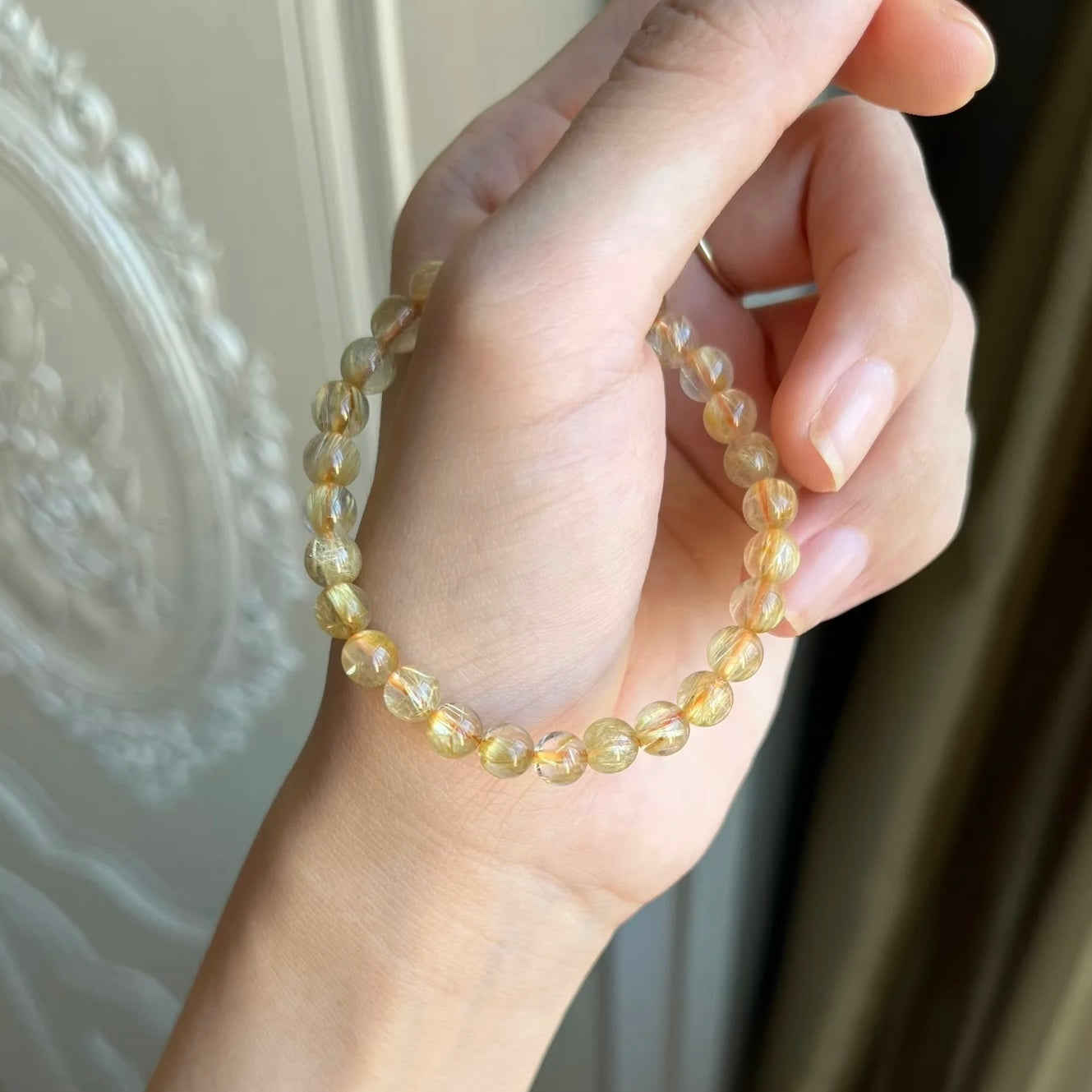 Natural Rutilated Quartz Single-Strand Bracelet, Shimmering Golden Hair-Like Inclusions, Wealth-Attracting & Fortune-Boosting Energy Crystal, Minimalist & Versatile Single-Strand Bracelet