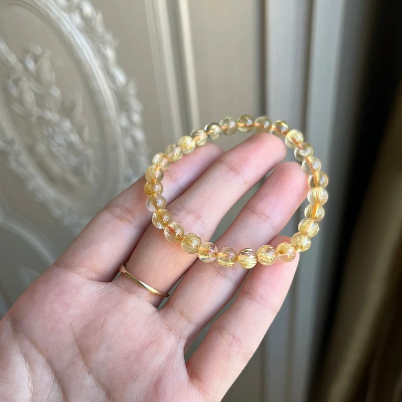 Natural Rutilated Quartz Single-Strand Bracelet, Shimmering Golden Hair-Like Inclusions, Wealth-Attracting & Fortune-Boosting Energy Crystal, Minimalist & Versatile Single-Strand Bracelet