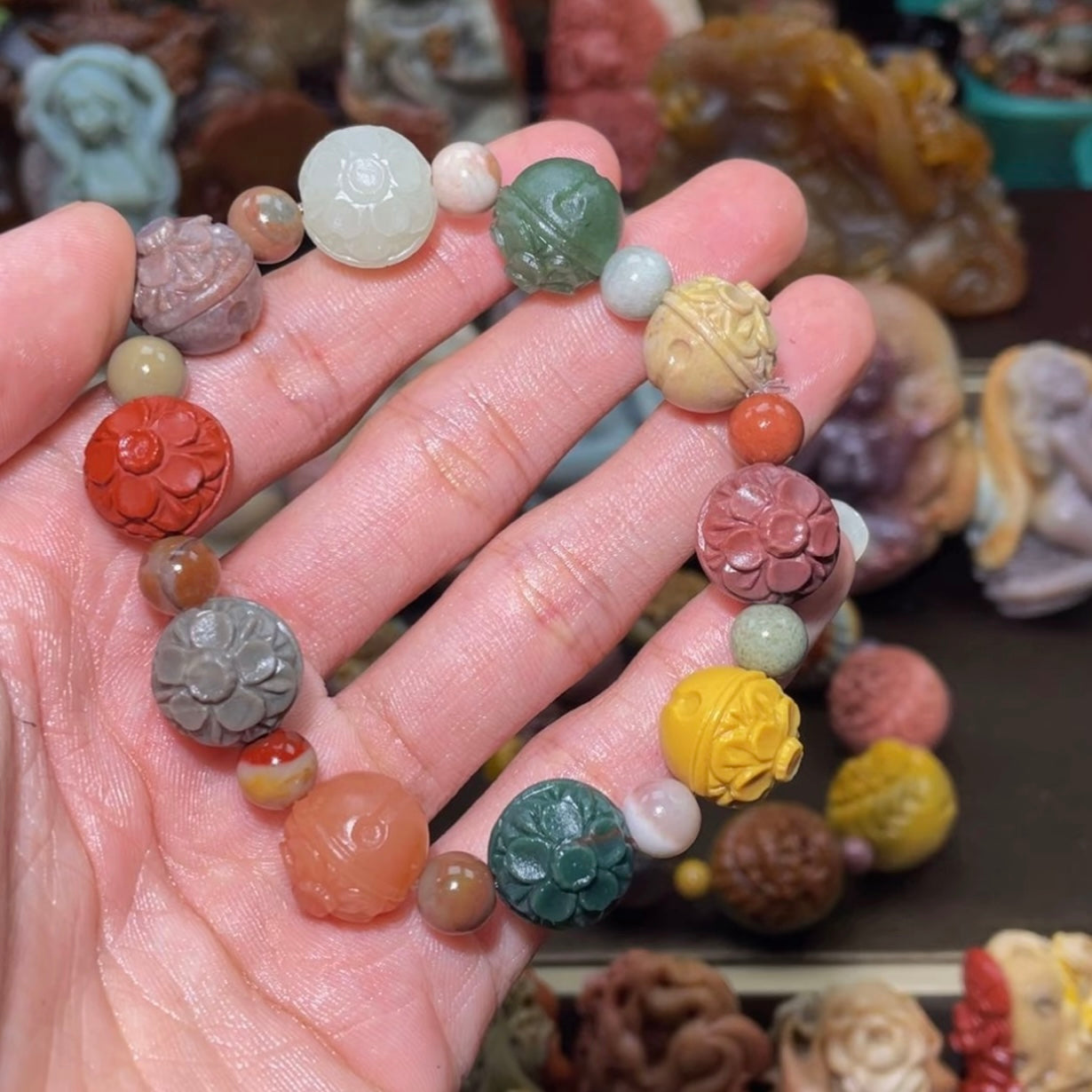 Colorfui a la shan agate carved bracelets