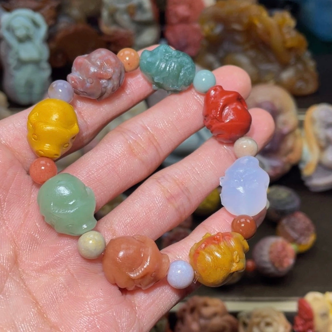 Colorfui a la shan agate carved bracelets