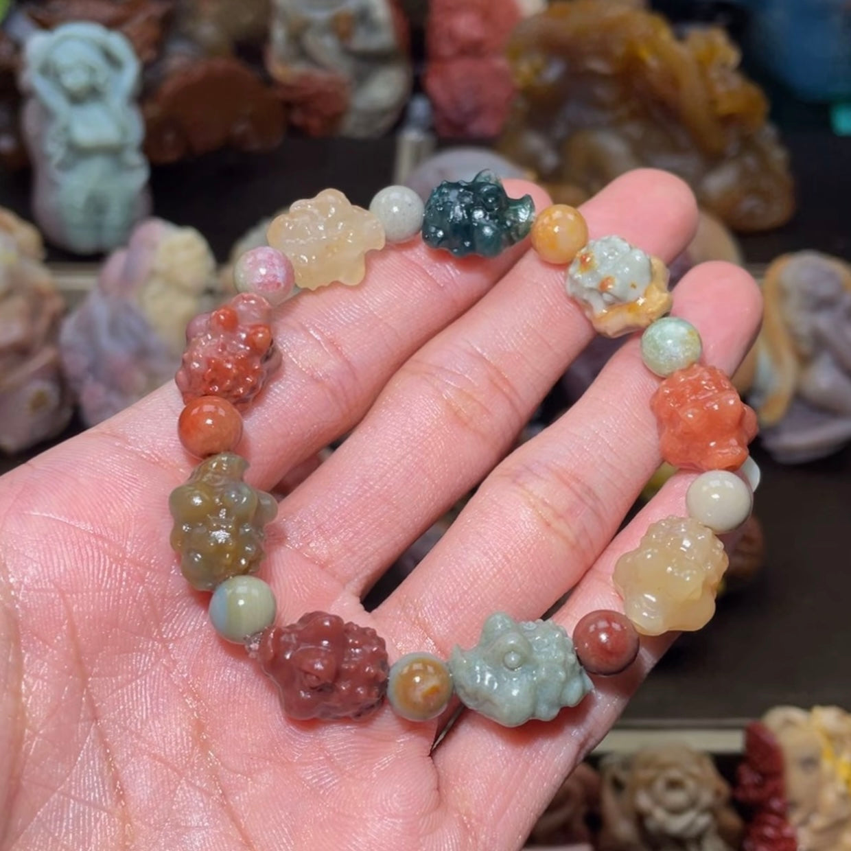 Colorfui a la shan agate carved bracelets