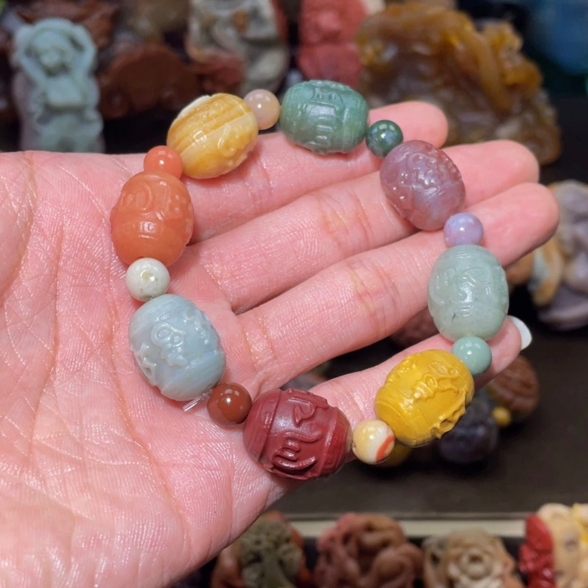 Colorfui a la shan agate carved bracelets