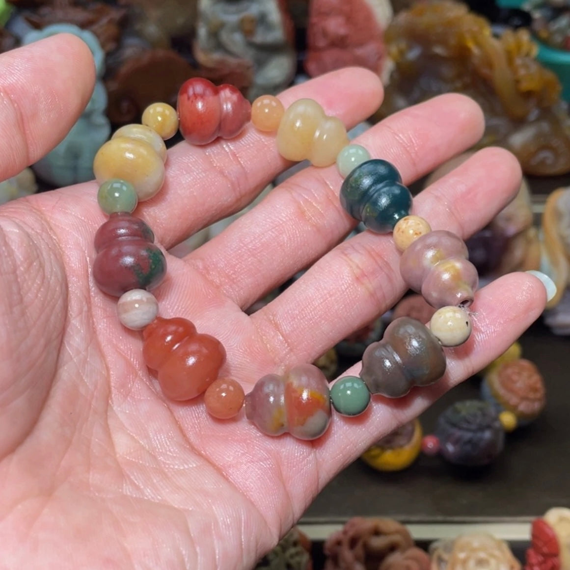 Colorfui a la shan agate carved bracelets