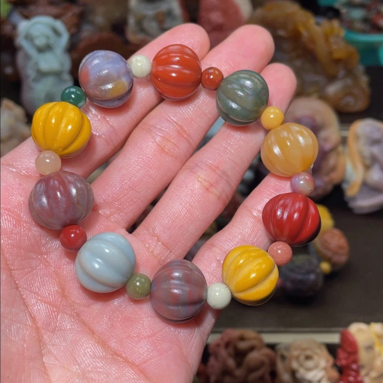 Colorfui a la shan agate carved bracelets