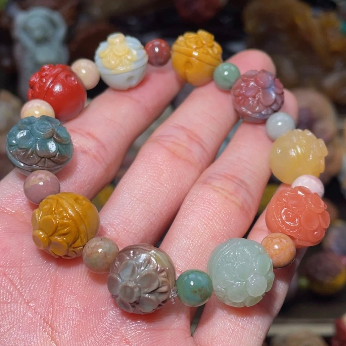 Colorfui a la shan agate carved bracelets