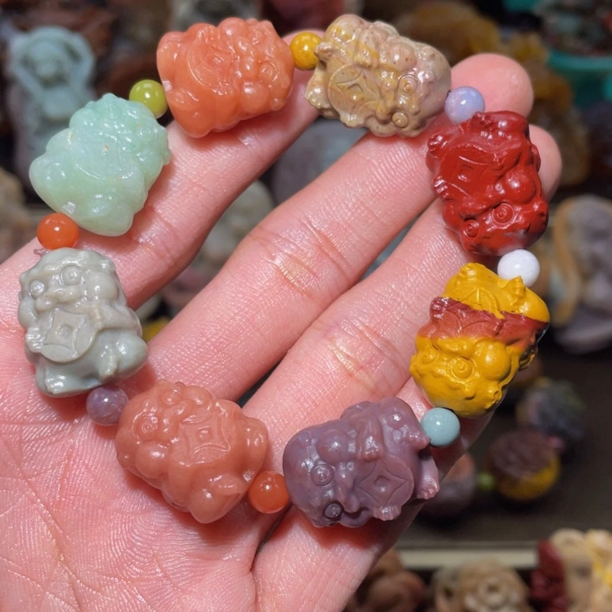 Colorfui a la shan agate carved bracelets