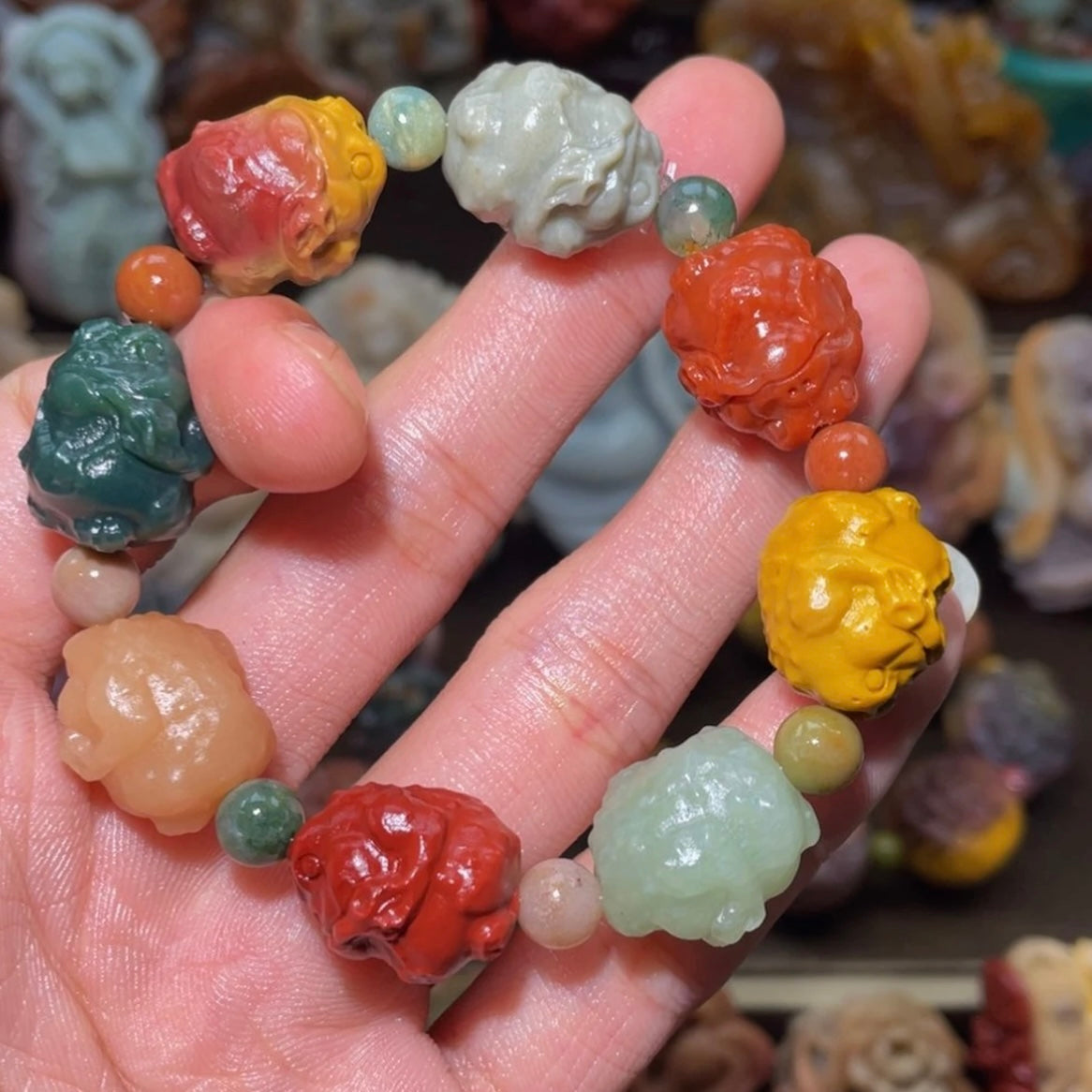 Colorfui a la shan agate carved bracelets