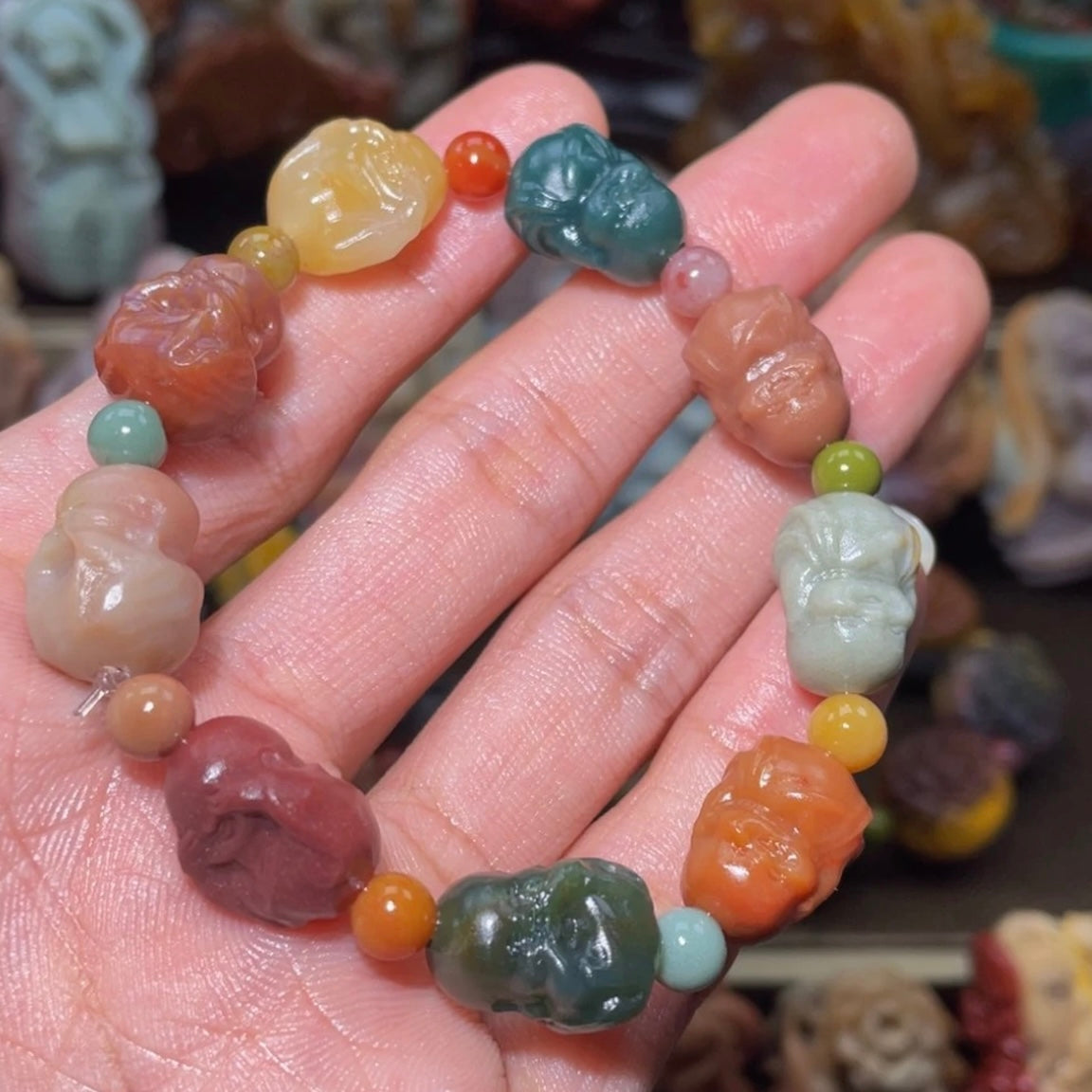 Colorfui a la shan agate carved bracelets