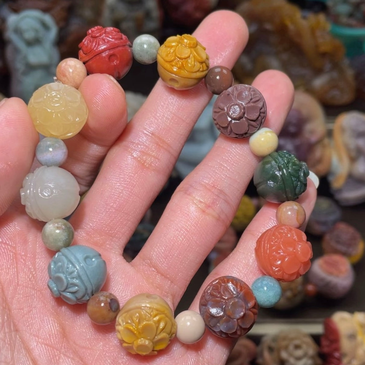Colorfui a la shan agate carved bracelets