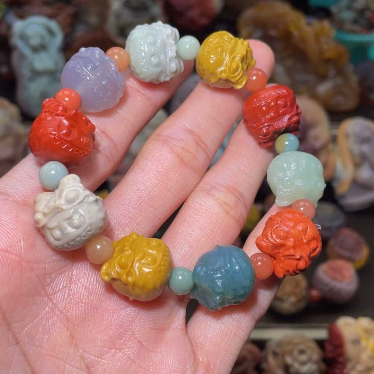 Colorfui a la shan agate carved bracelets