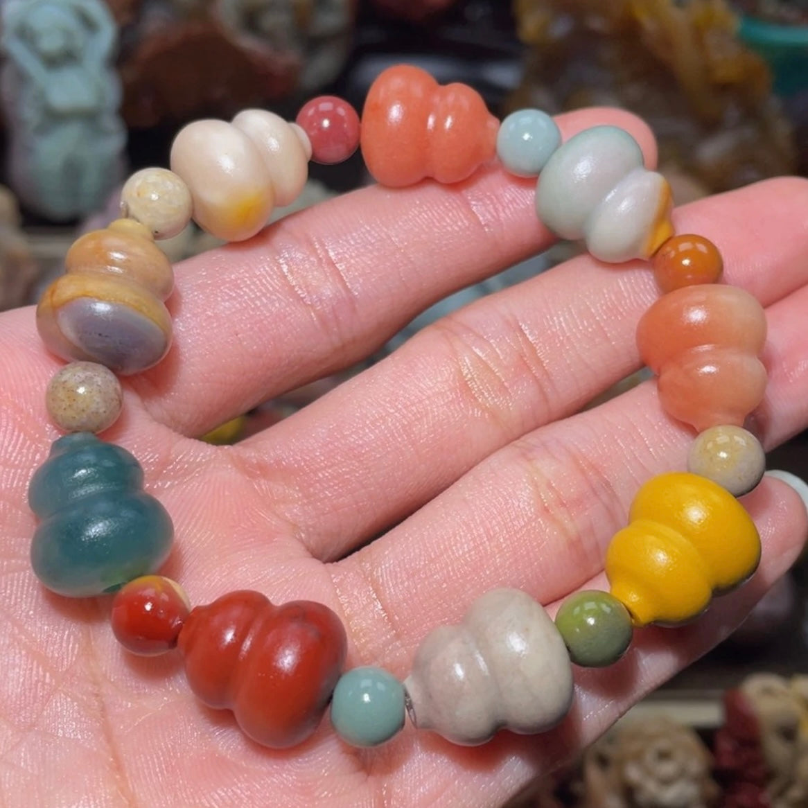 Colorfui a la shan agate carved bracelets
