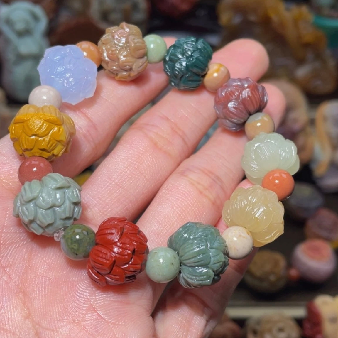 Colorfui a la shan agate carved bracelets