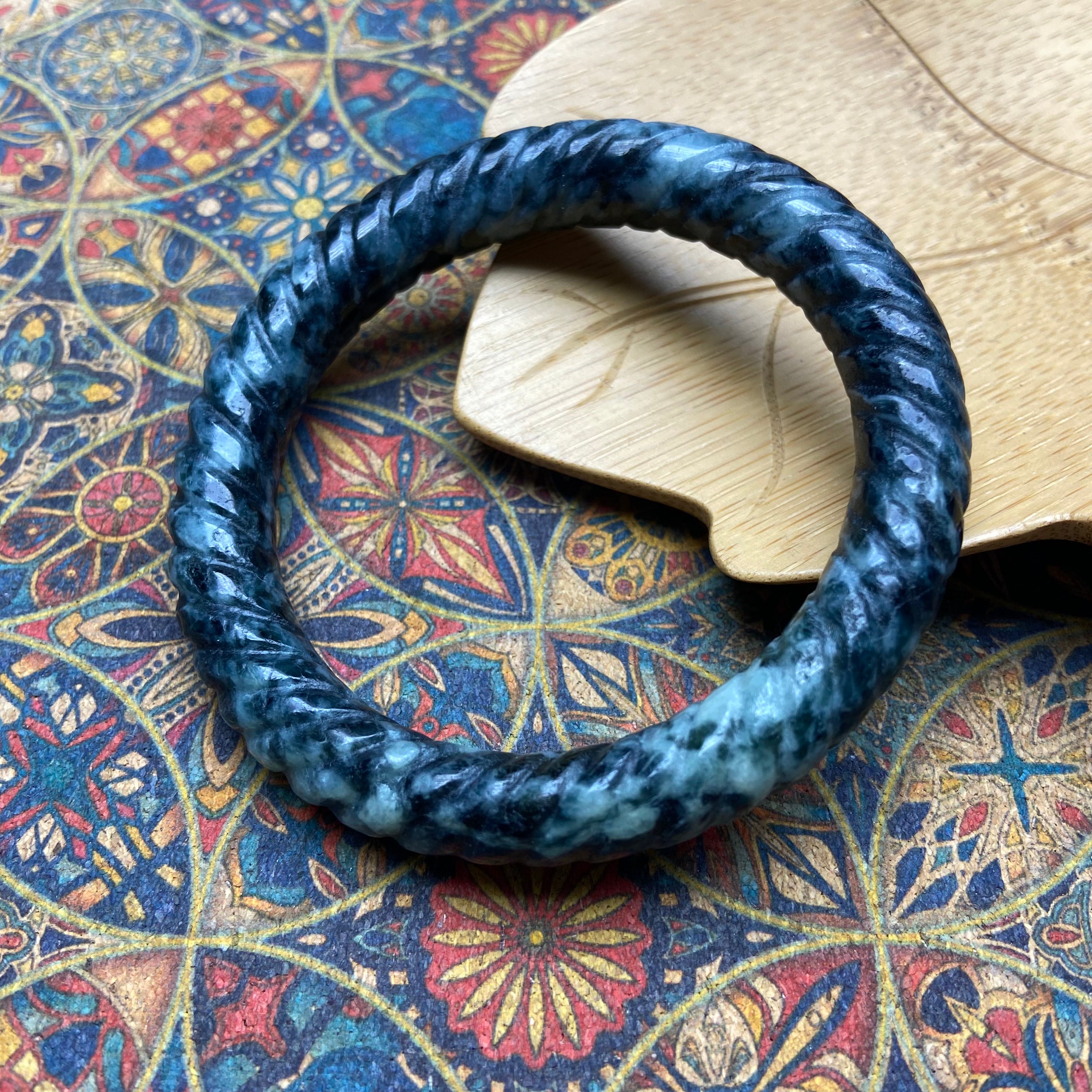 Natural Black Chicken Bone Bracelet - Unique Handmade Jewelry for Women Men