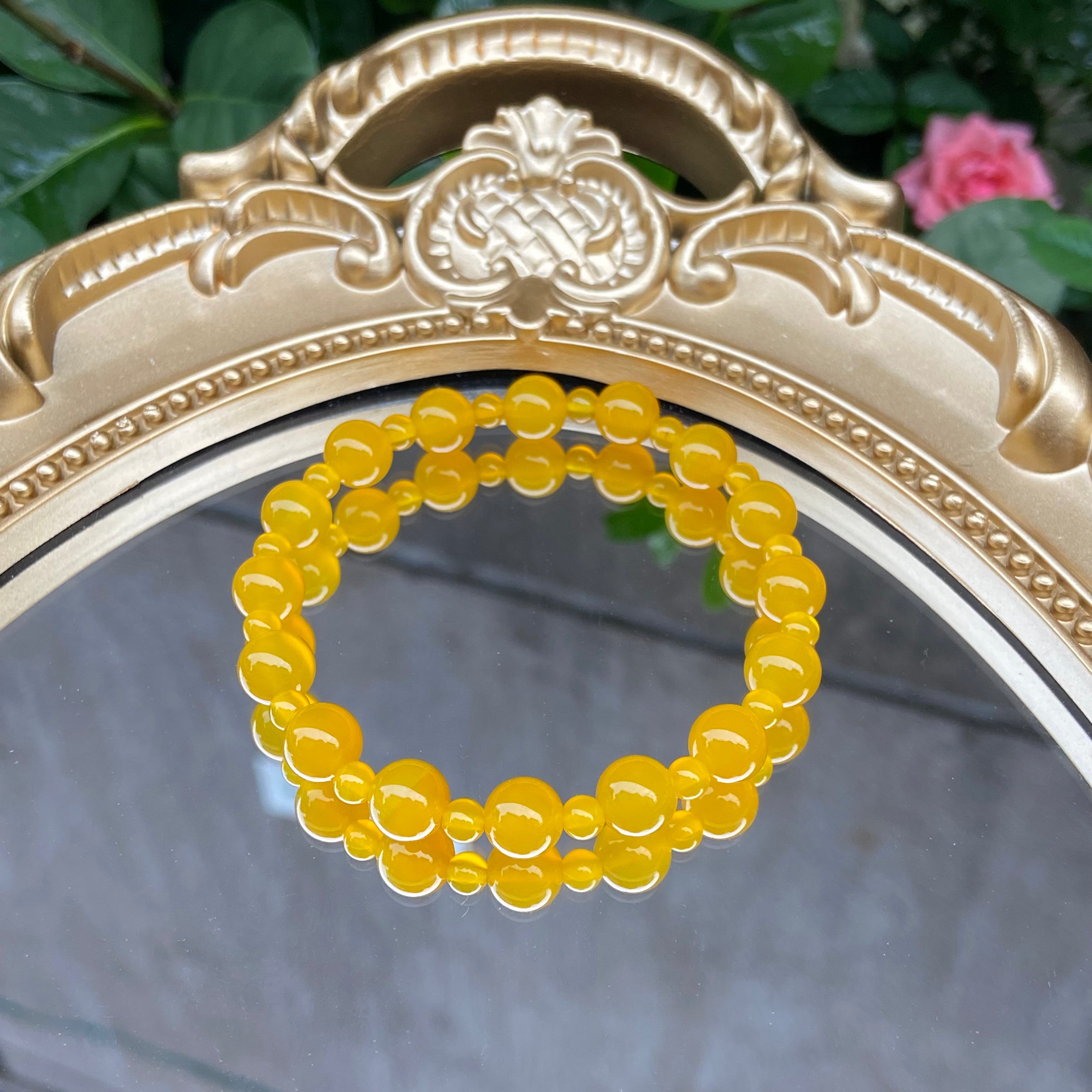 Artisan-Made Yellow Agate Bracelet (Mixed Bead Sizes) - Unique Handcrafted Piece for Cheerful Elegance