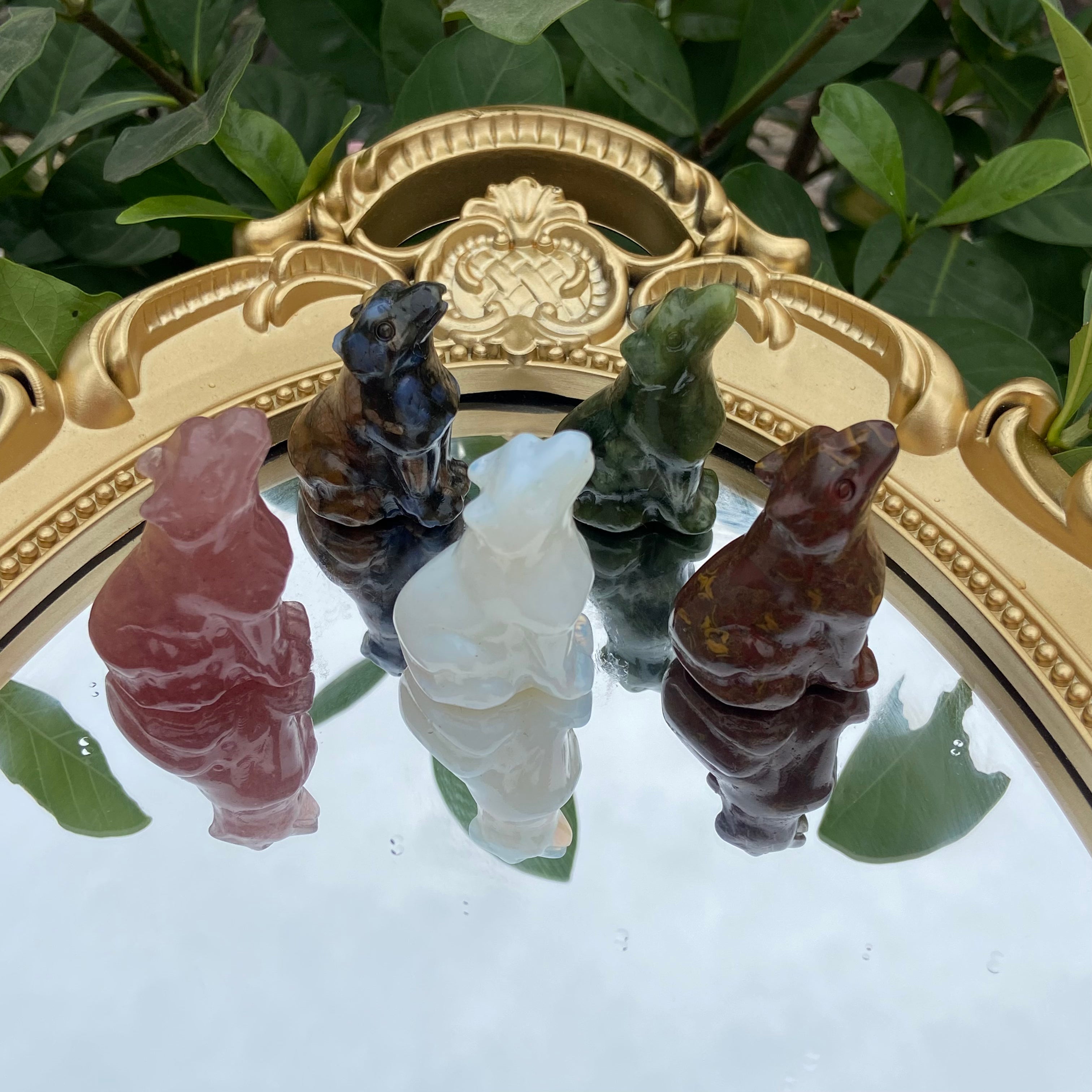 Natural Crystal Wolf Figurine - 3cm Mini Carved Wolf Statue, Handcrafted Crystal Animal Decoration