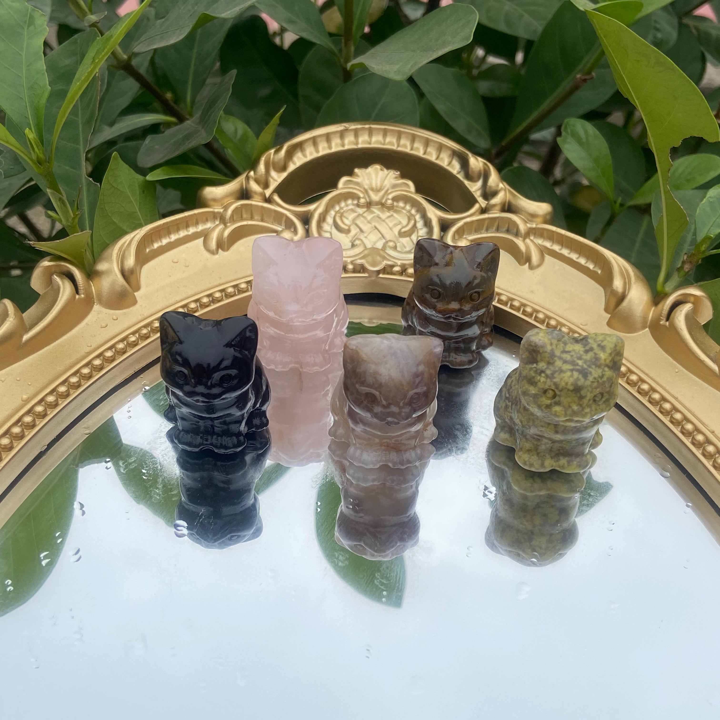 3cm Tiny Cat Sculpture, Genuine Crystal Carving, Cute Kitty Figurine for Home Desk Decor