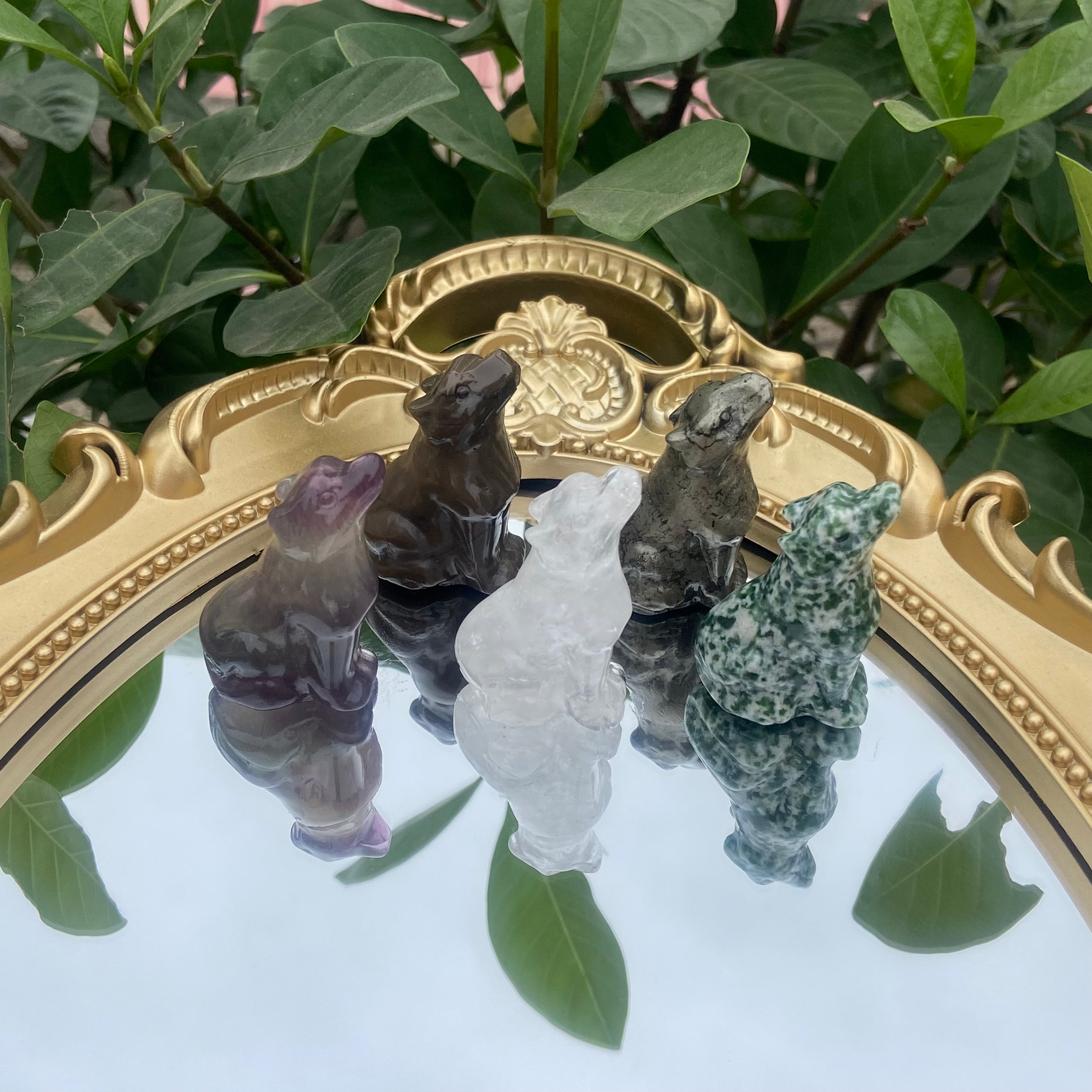 Natural Crystal Wolf Figurine - 3cm Mini Carved Wolf Statue, Handcrafted Crystal Animal Decoration