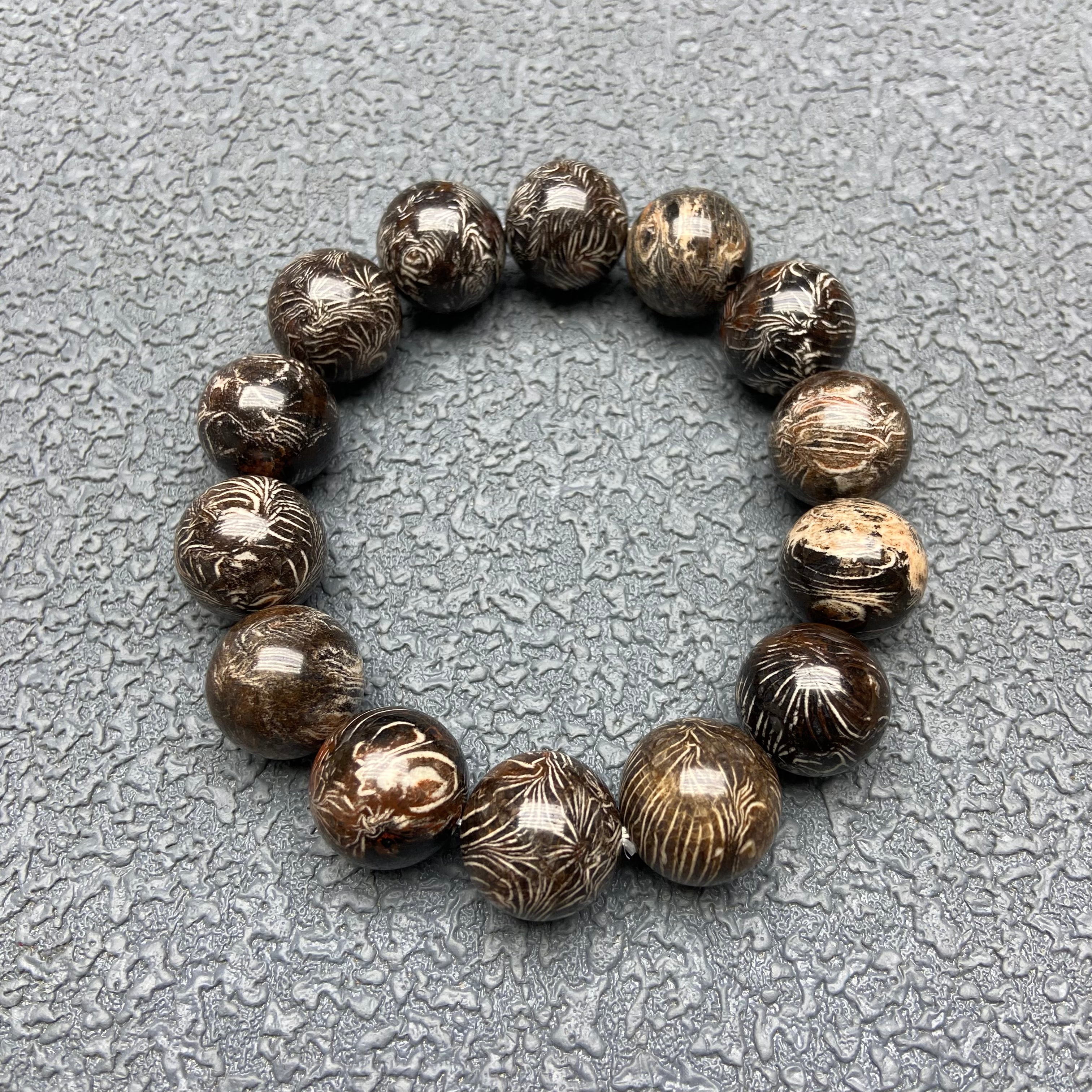 Black carol jade bracelet