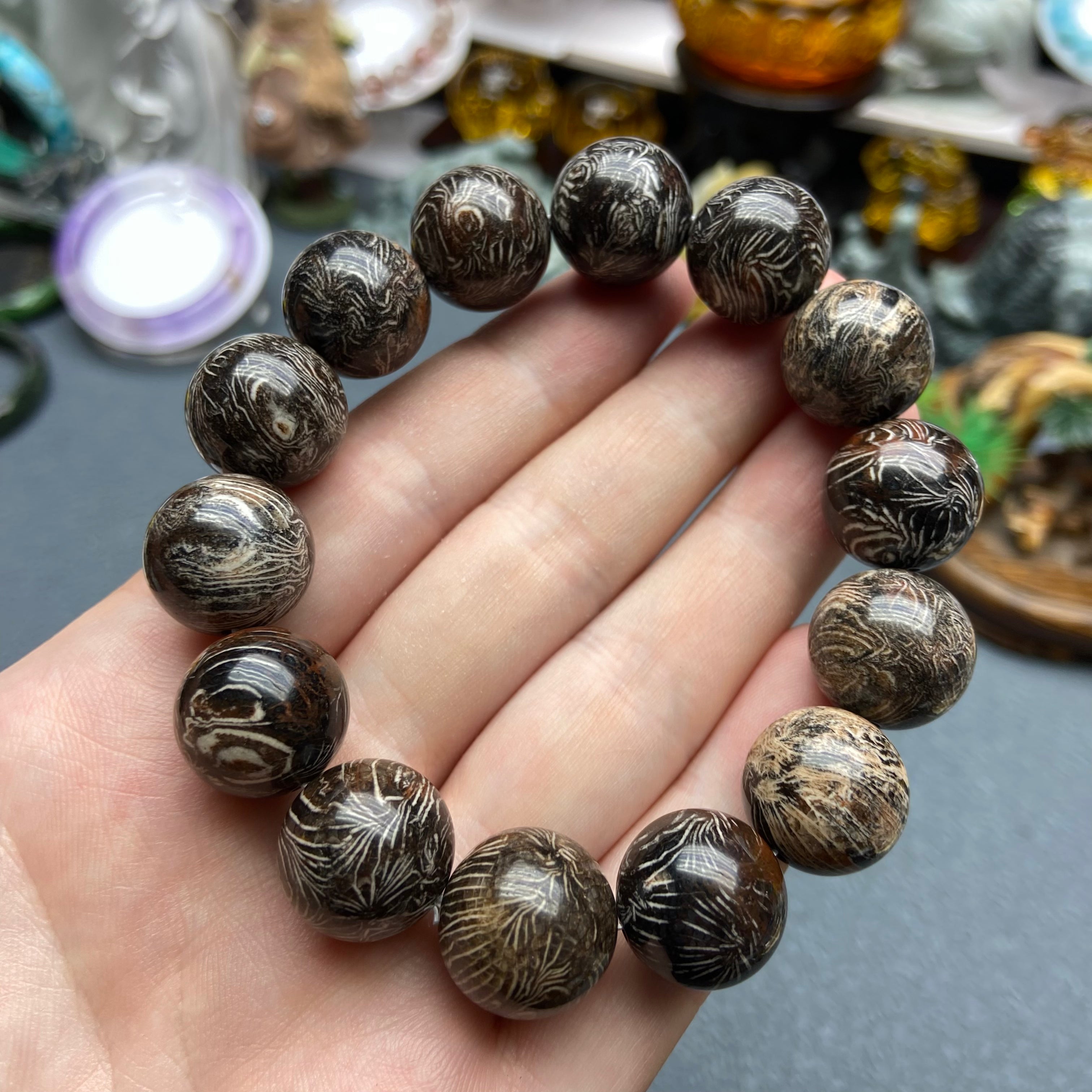 Black carol jade bracelet