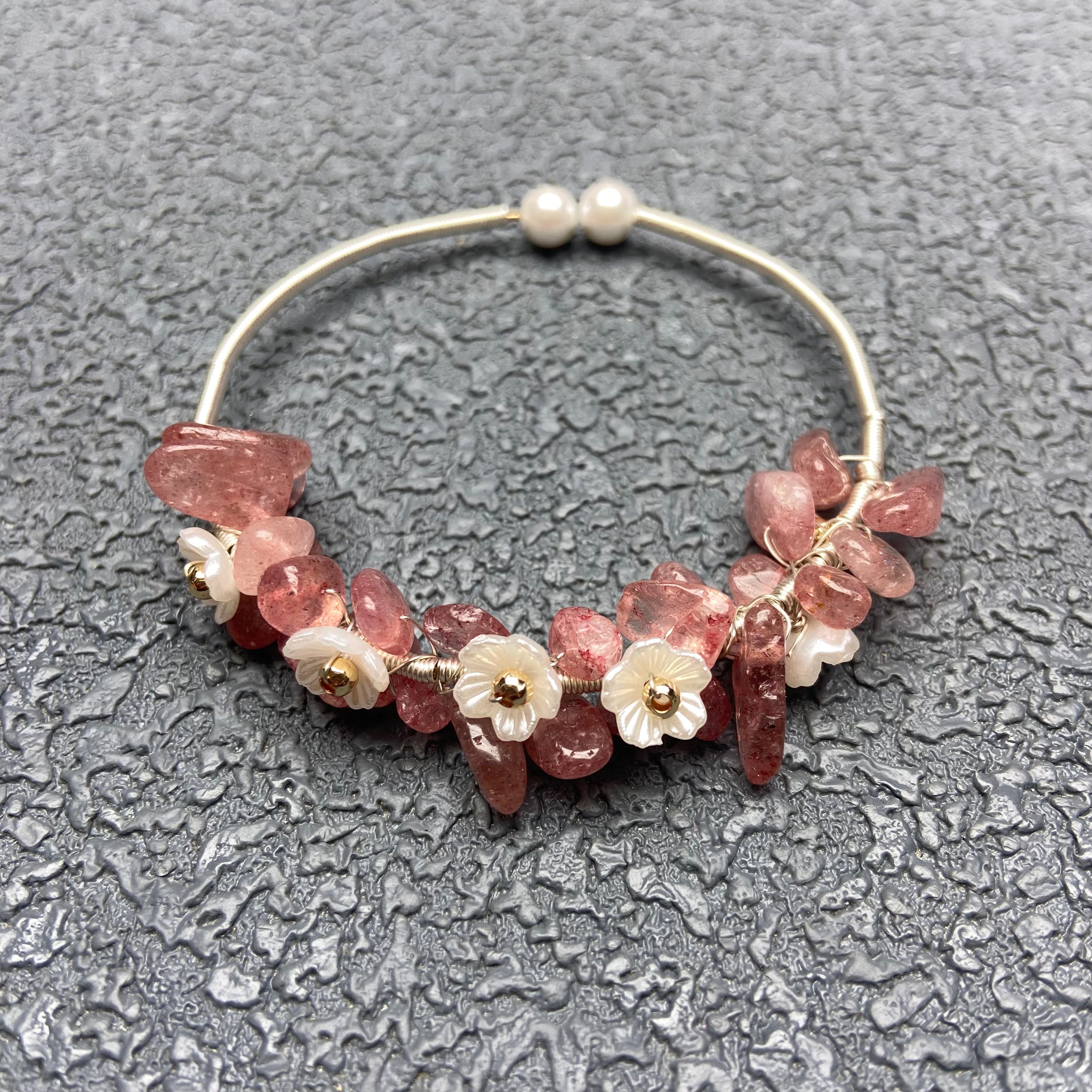 Crystal chips bracelet