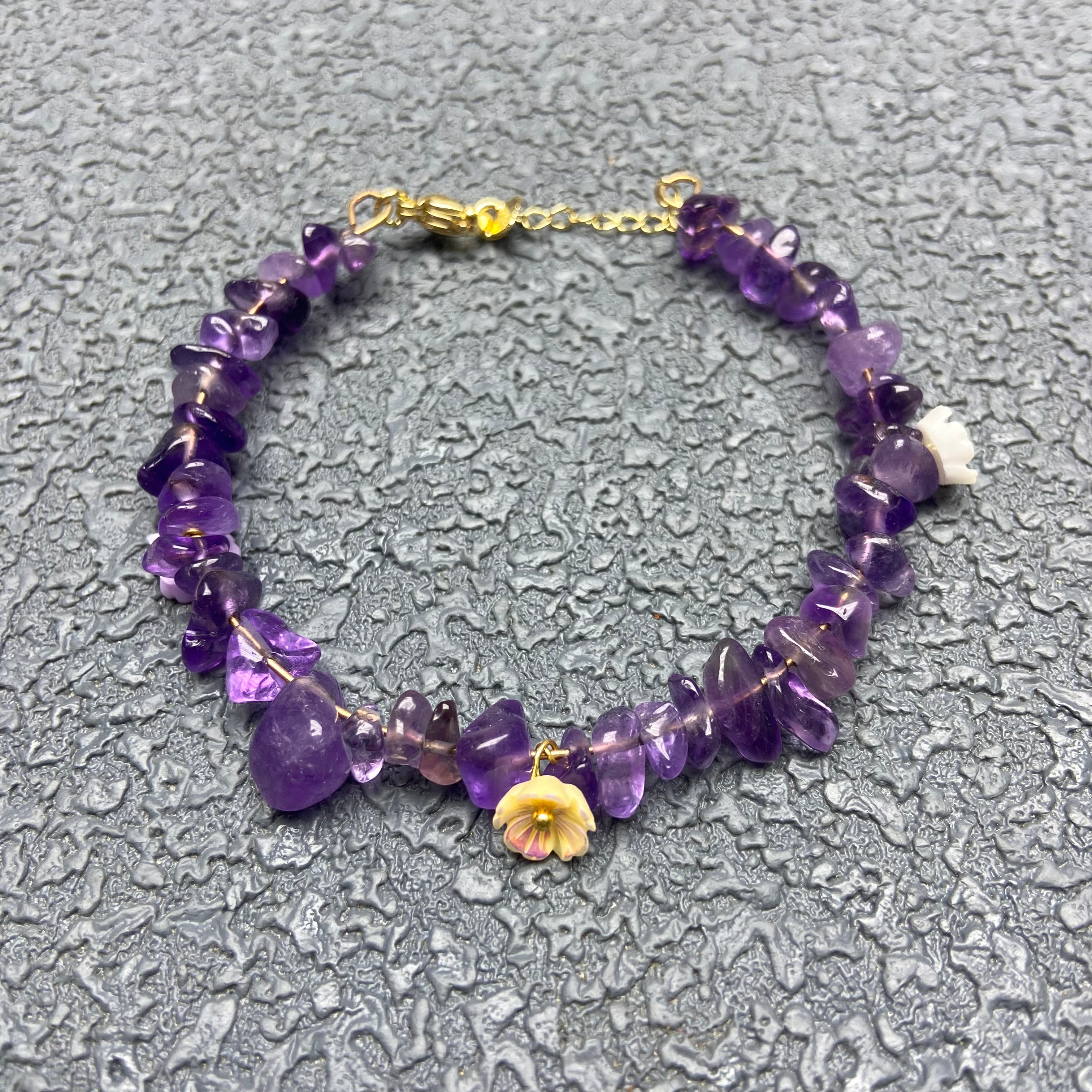 Crystal chips bracelet
