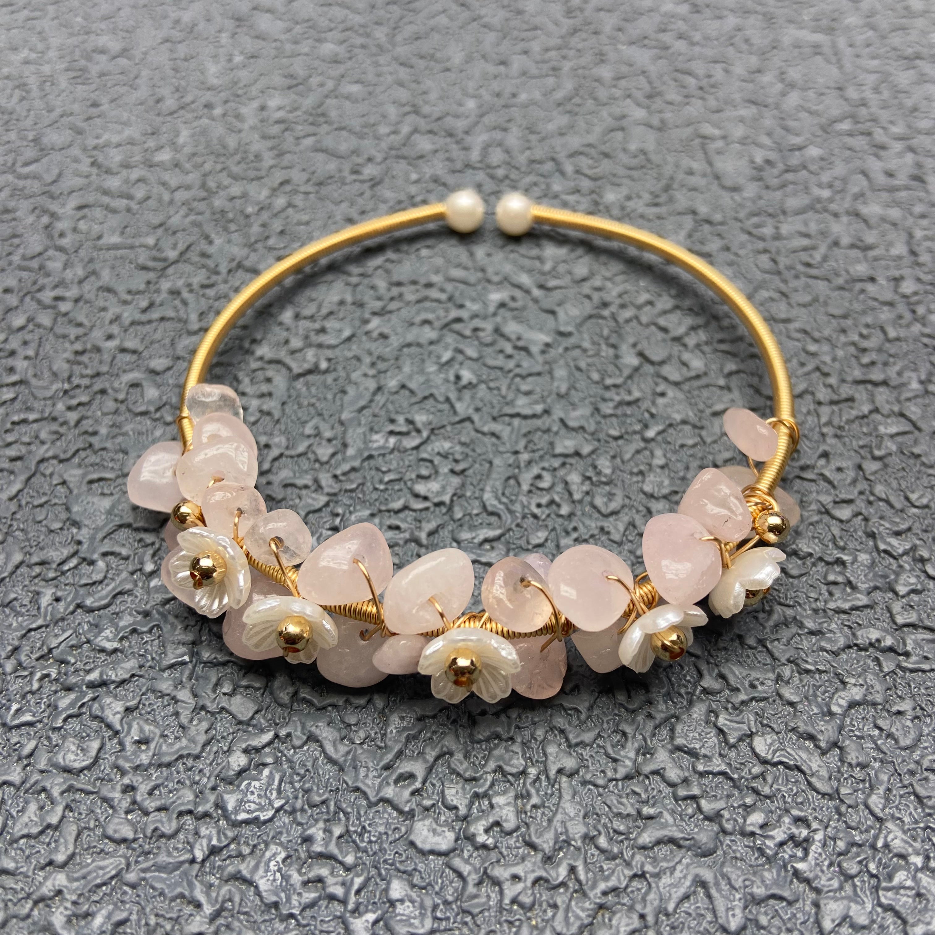 Crystal chips bracelet