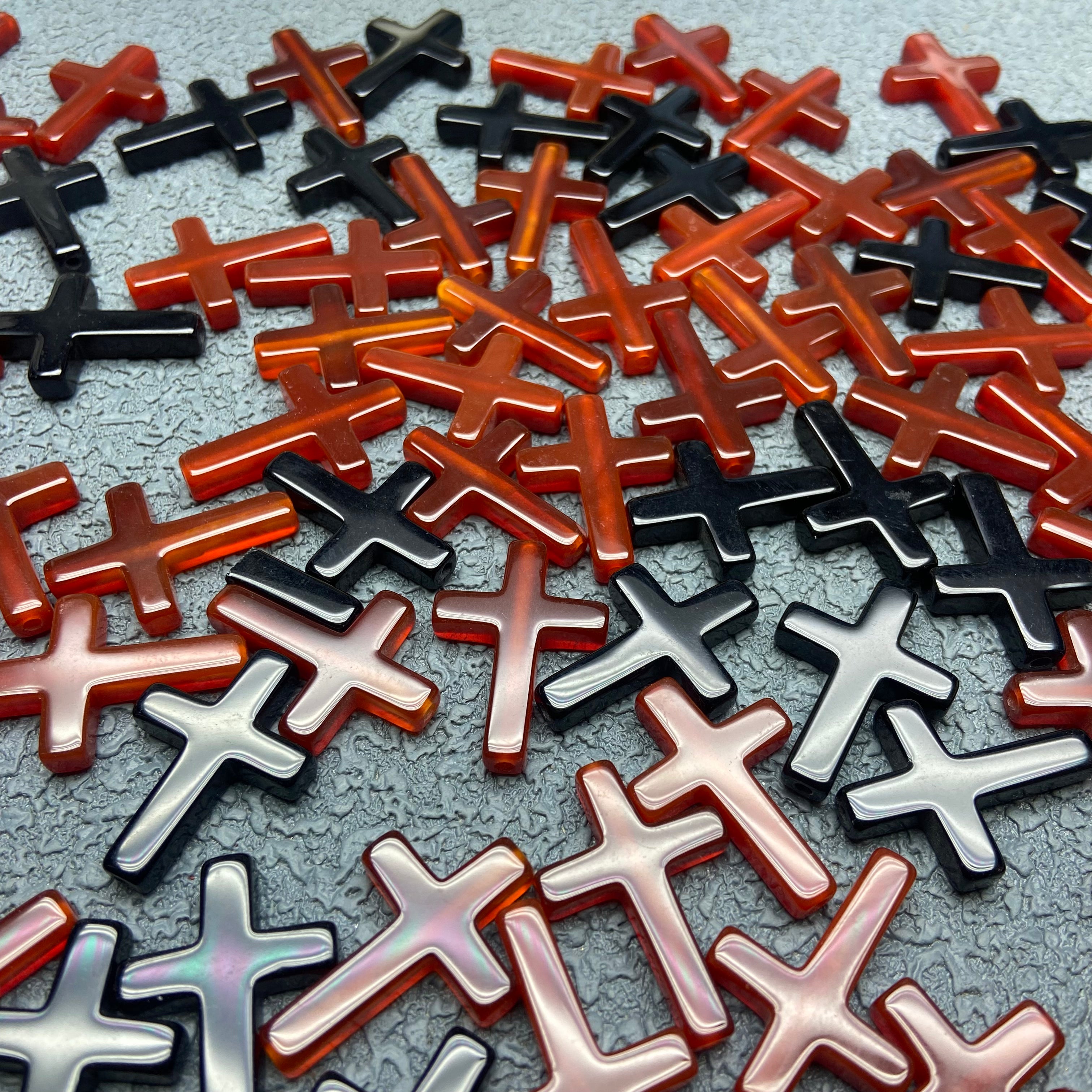 Black Onyx Cross Bracelet Charm | Red &amp; Black Onyx Inlaid Cross – A Portable Emblem of Faith and Strength