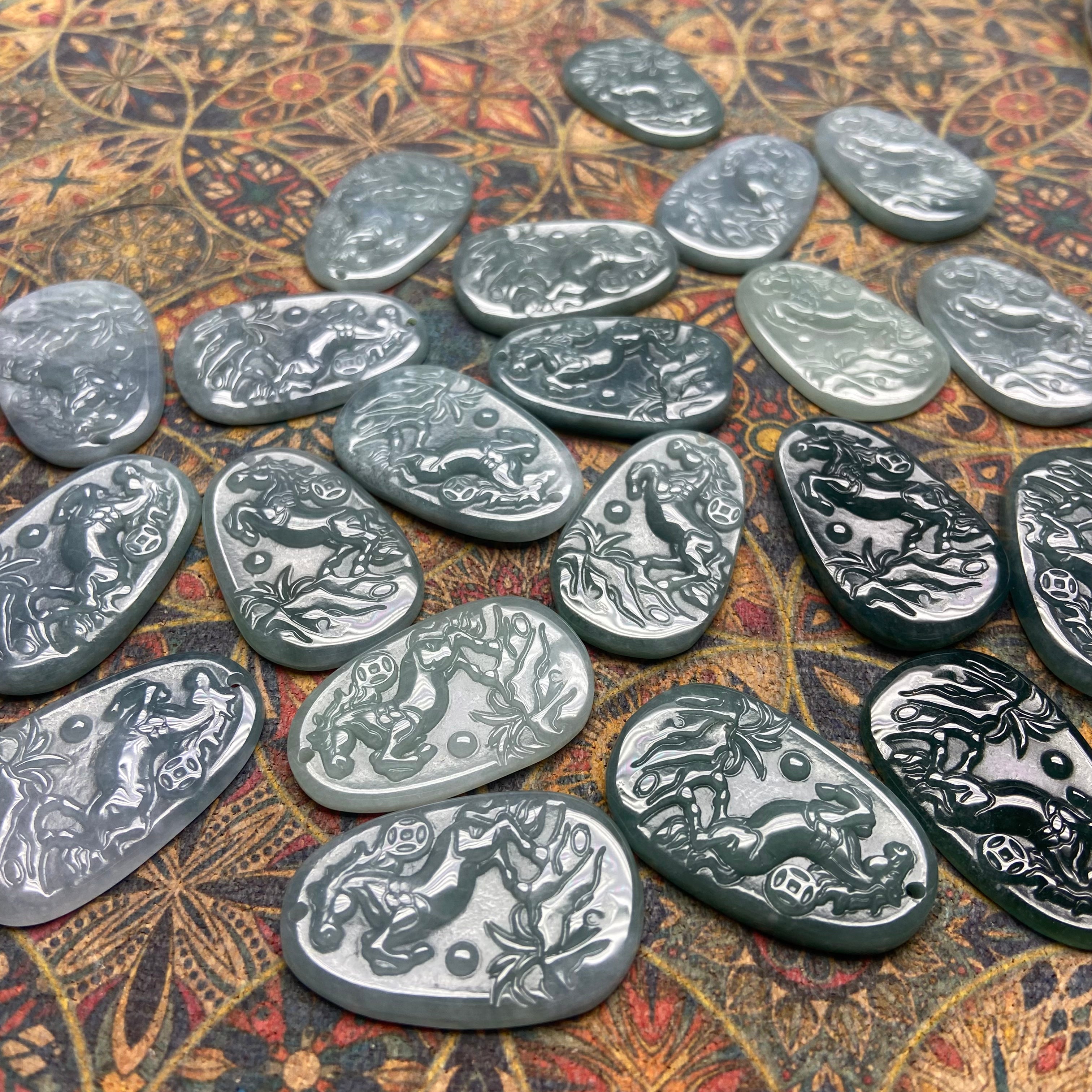 Natural Jade Horse Pendant Hand - Carved Luck - Bringing Chinese Zodiac Jadeite Charm